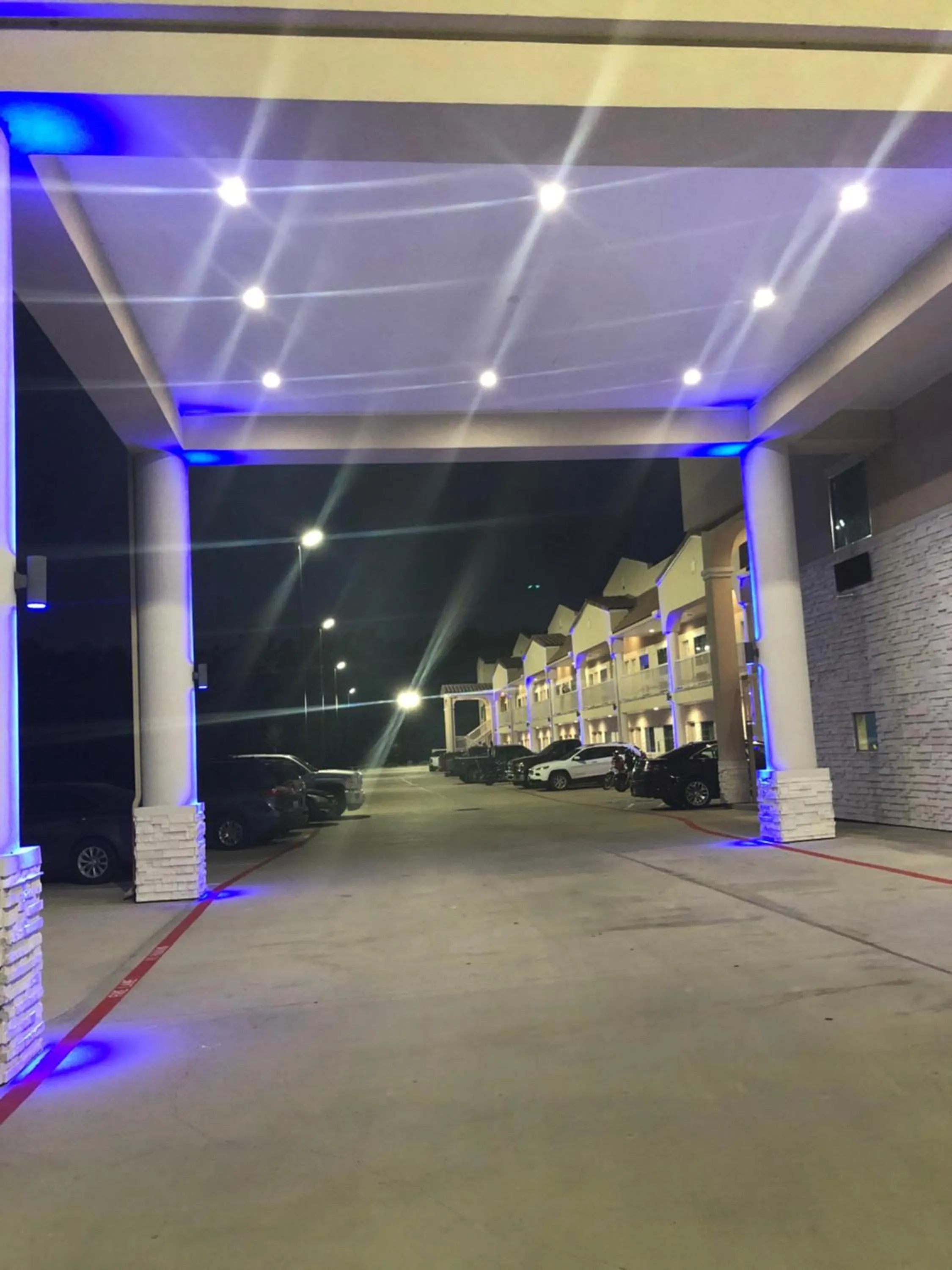 Night in Baymont by Wyndham Kingwood