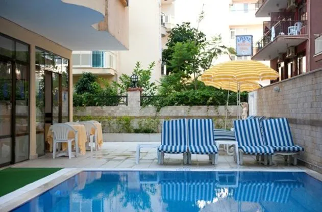 Swimming pool in Belle Ocean Apart Otel