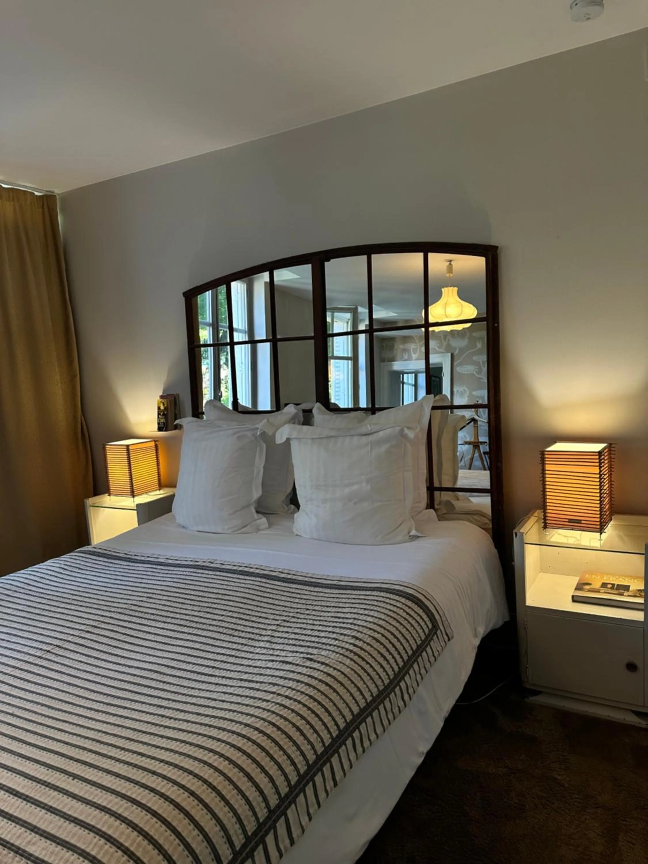 Bedroom, Bed in Le Clos Jeannon