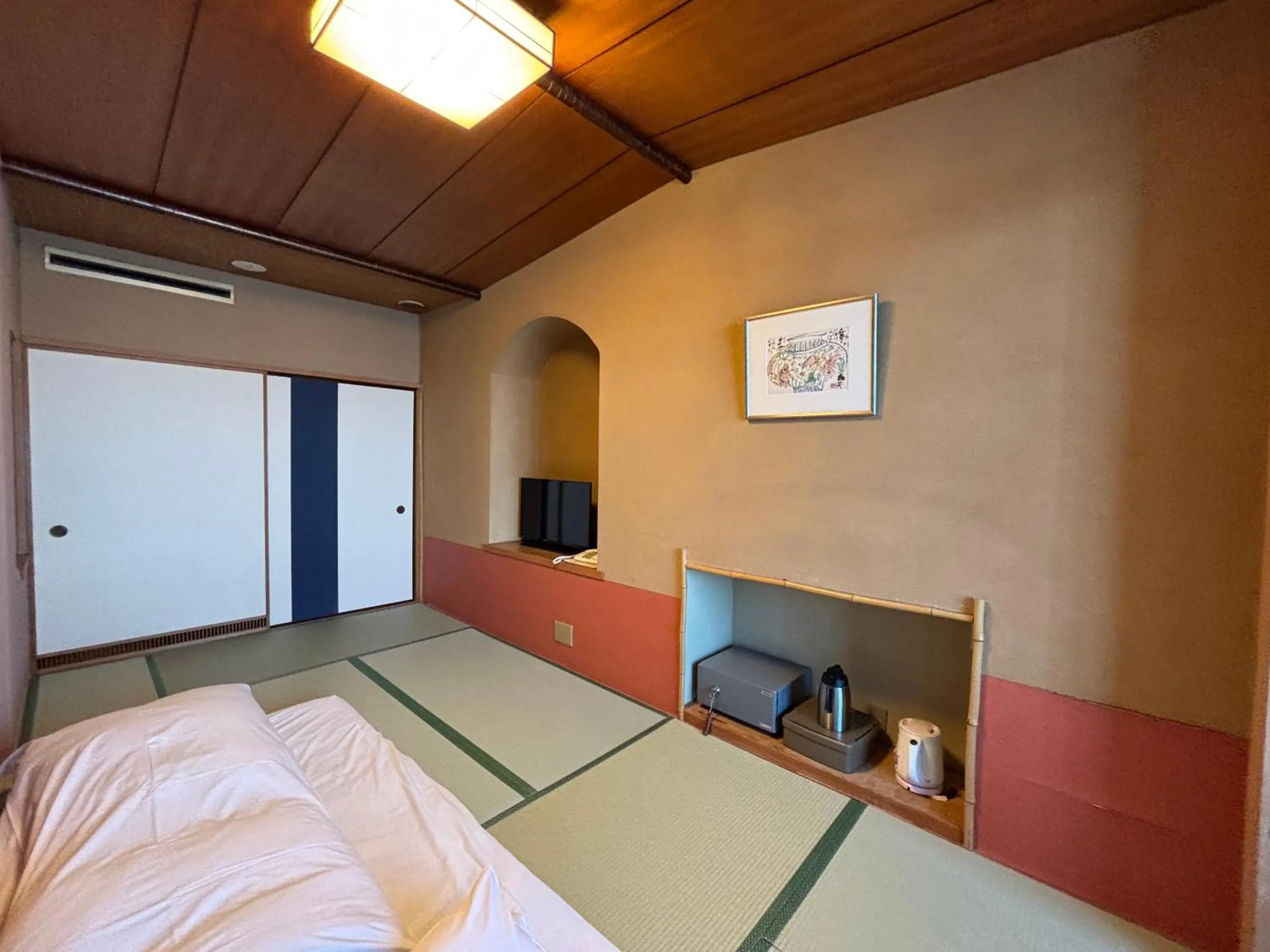 Photo of the whole room, Bed in Kameya Rakan
