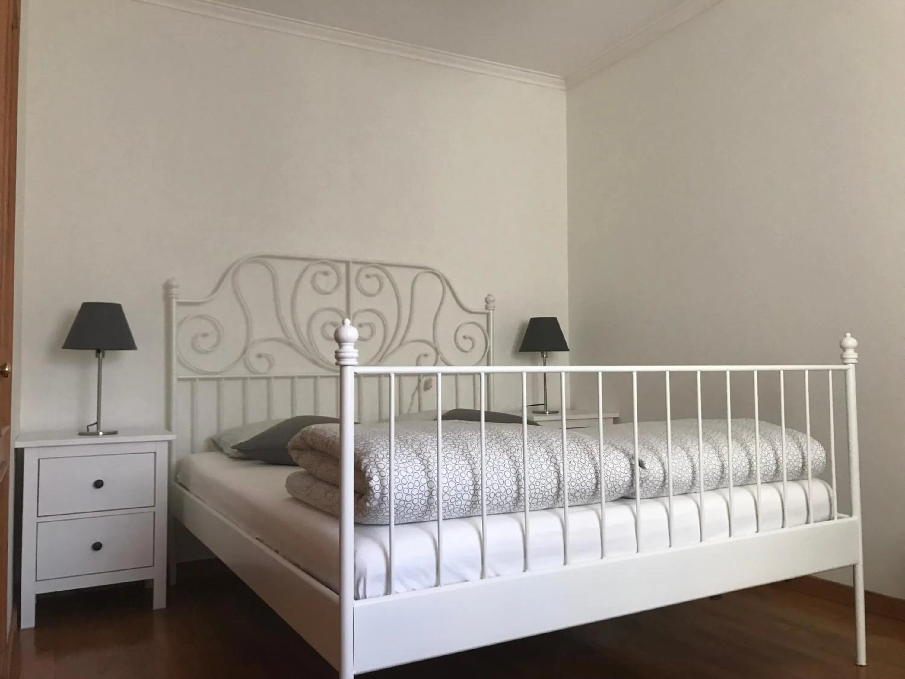 Bed in Holiday Flat Green Coast