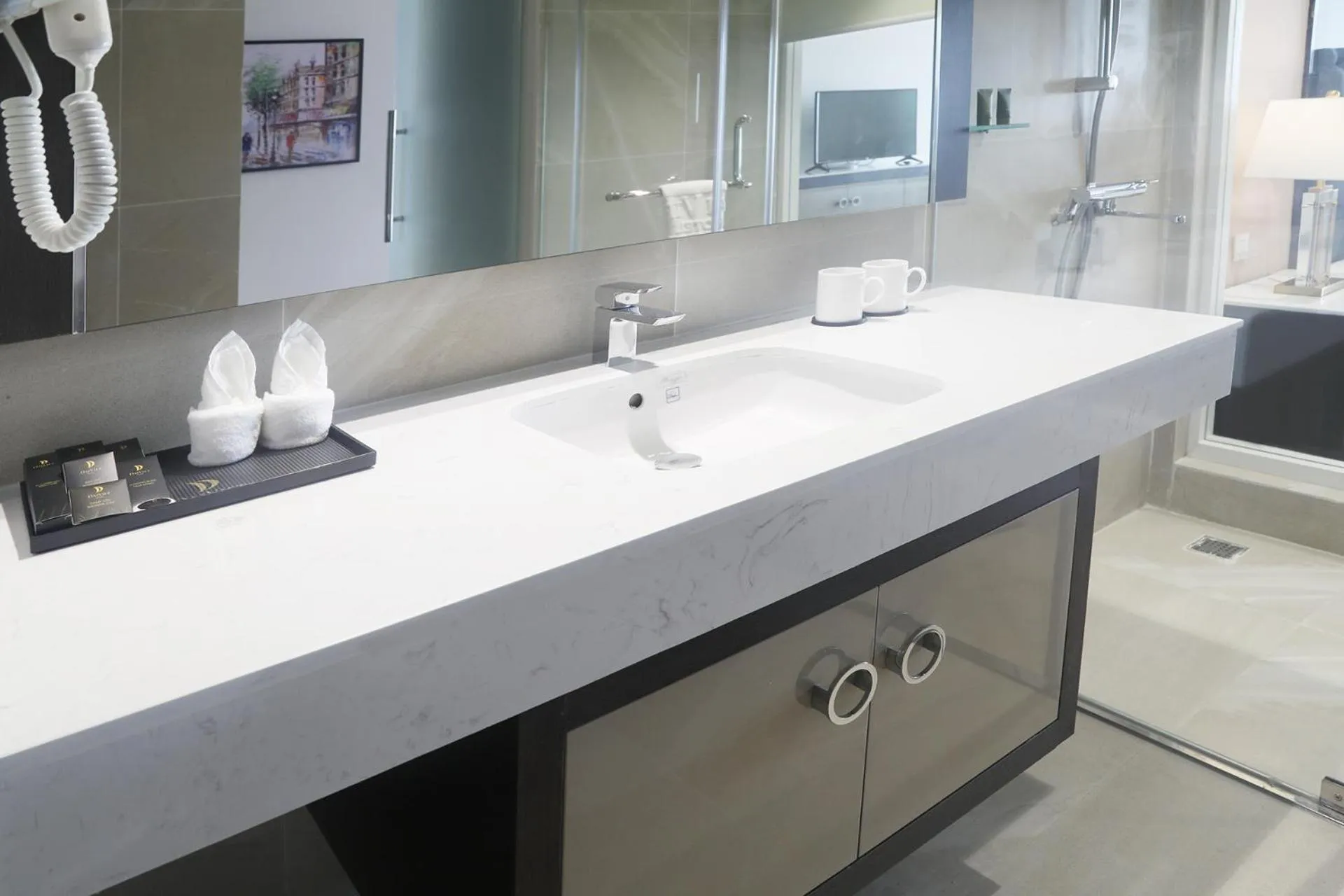 Bathroom in Dai Viet Hotel