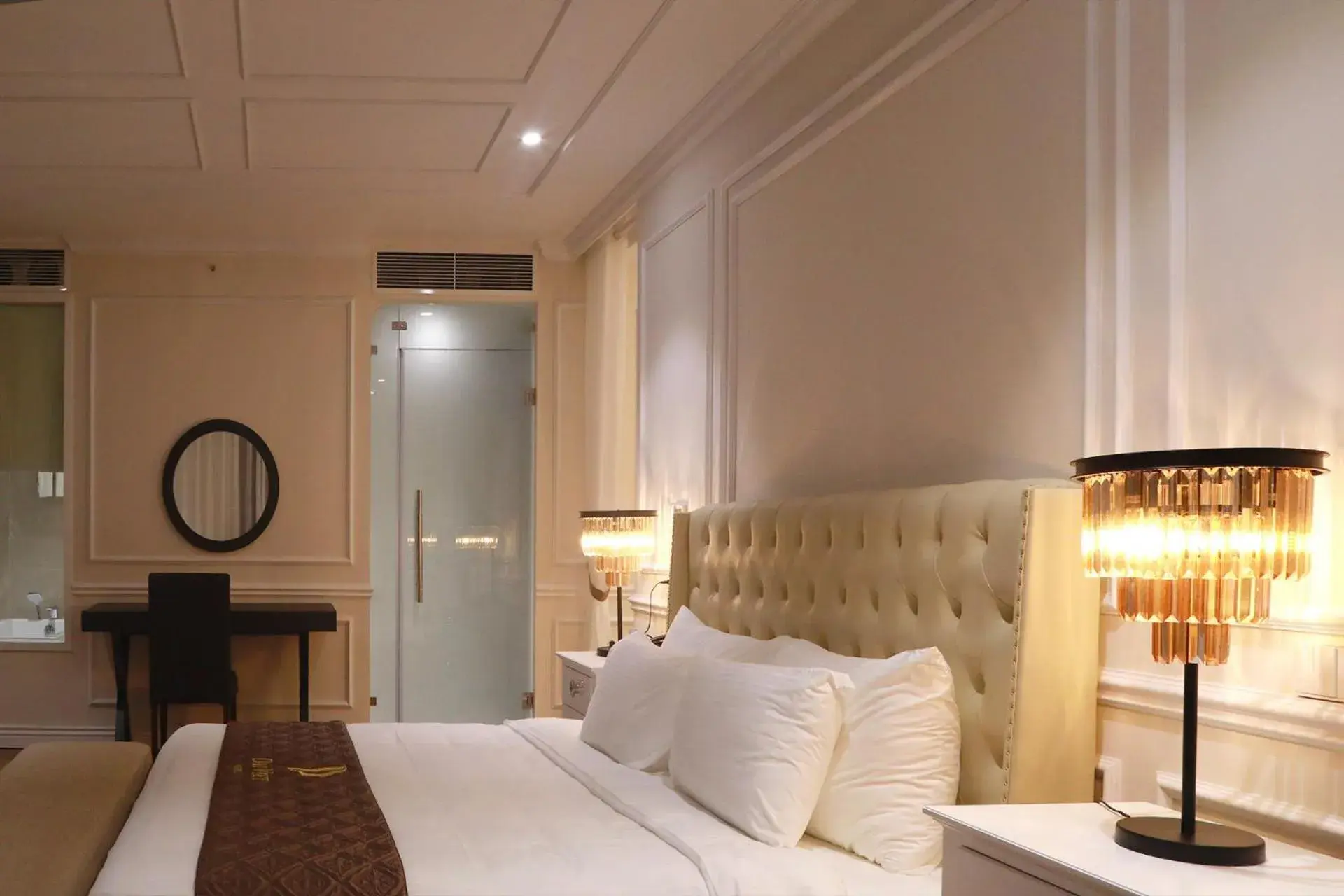 Bed in Dai Viet Hotel Bed in Dai Viet Hotel