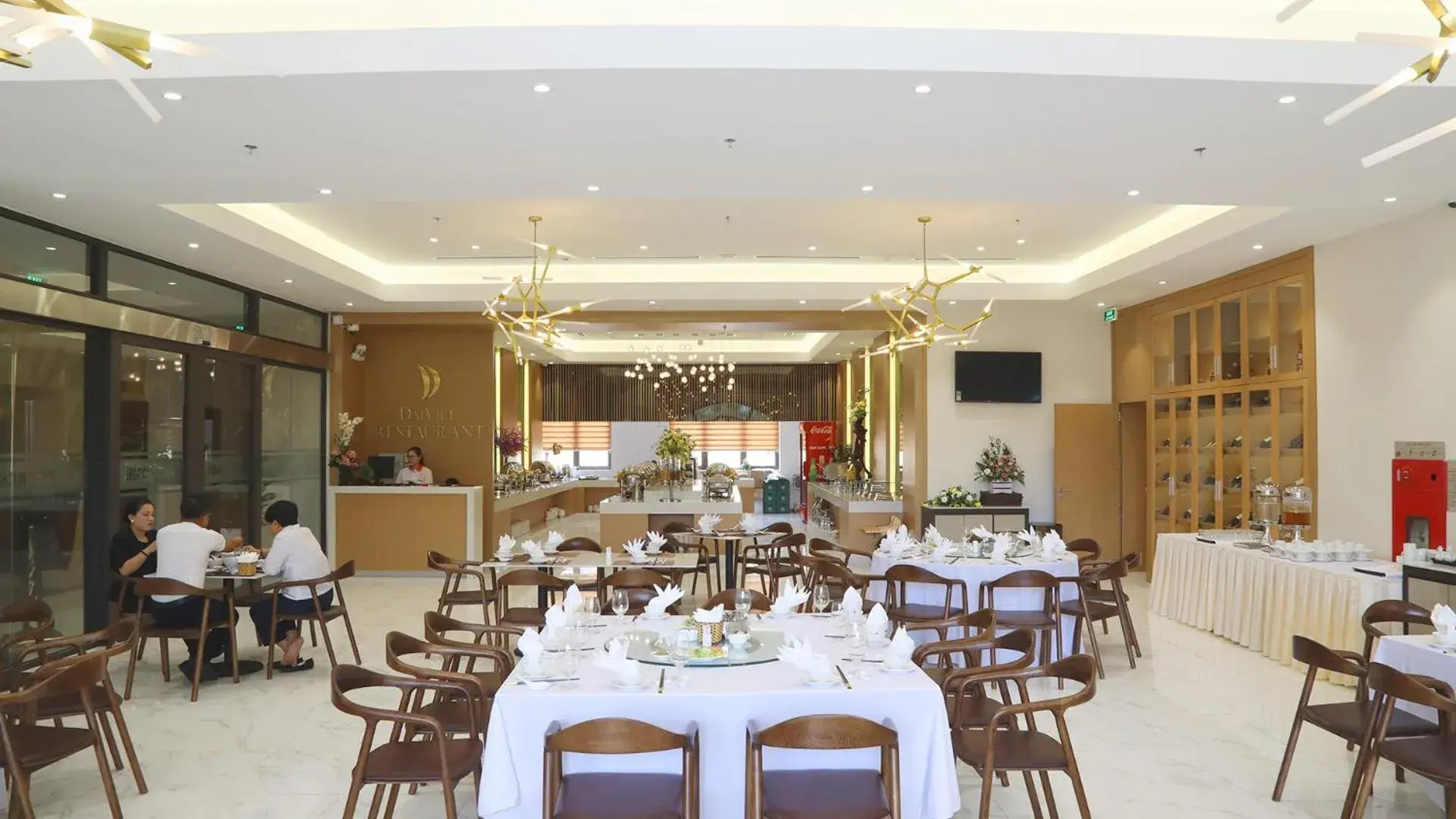 Restaurant/places to eat in Dai Viet Hotel Restaurant/places to eat in Dai Viet Hotel