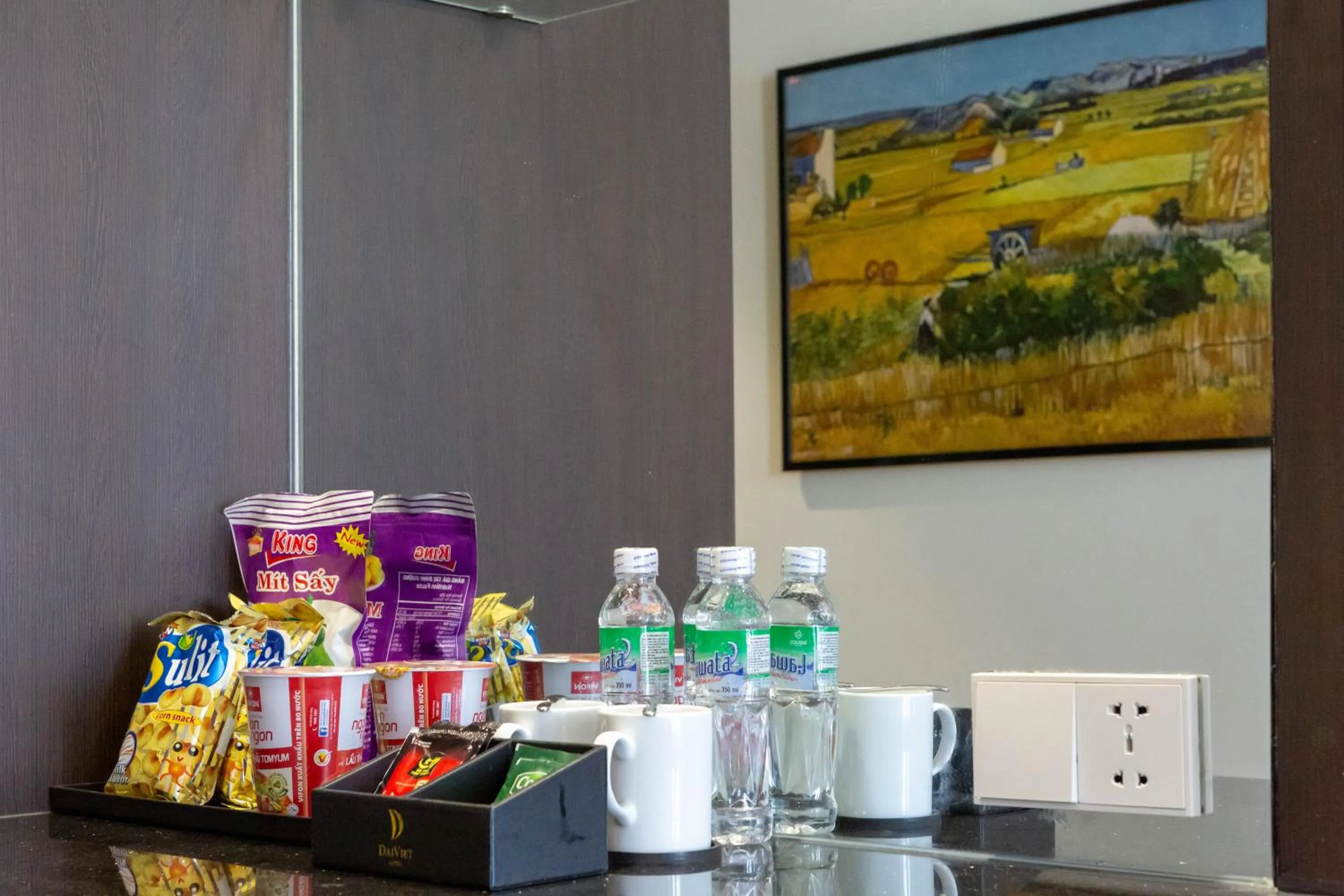 Coffee/tea facilities in Dai Viet Hotel