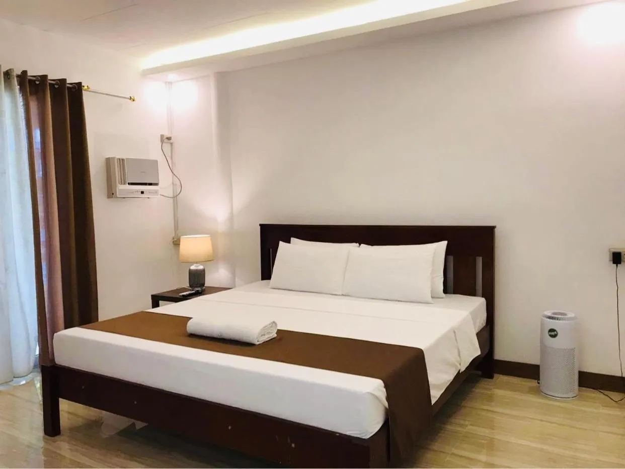 Bed in Santander Pebble Beach Resort