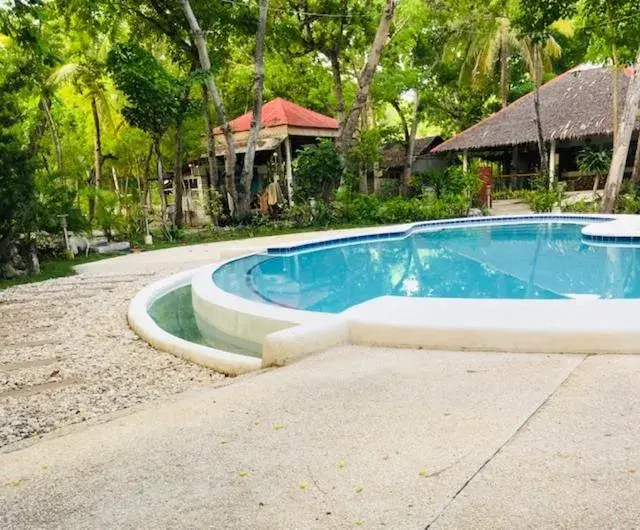 Swimming pool in Santander Pebble Beach Resort Swimming pool in Santander Pebble Beach Resort