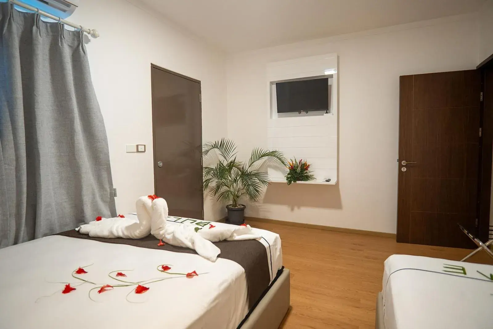 Bed in Airport Ace Hotel Bed in Airport Ace Hotel