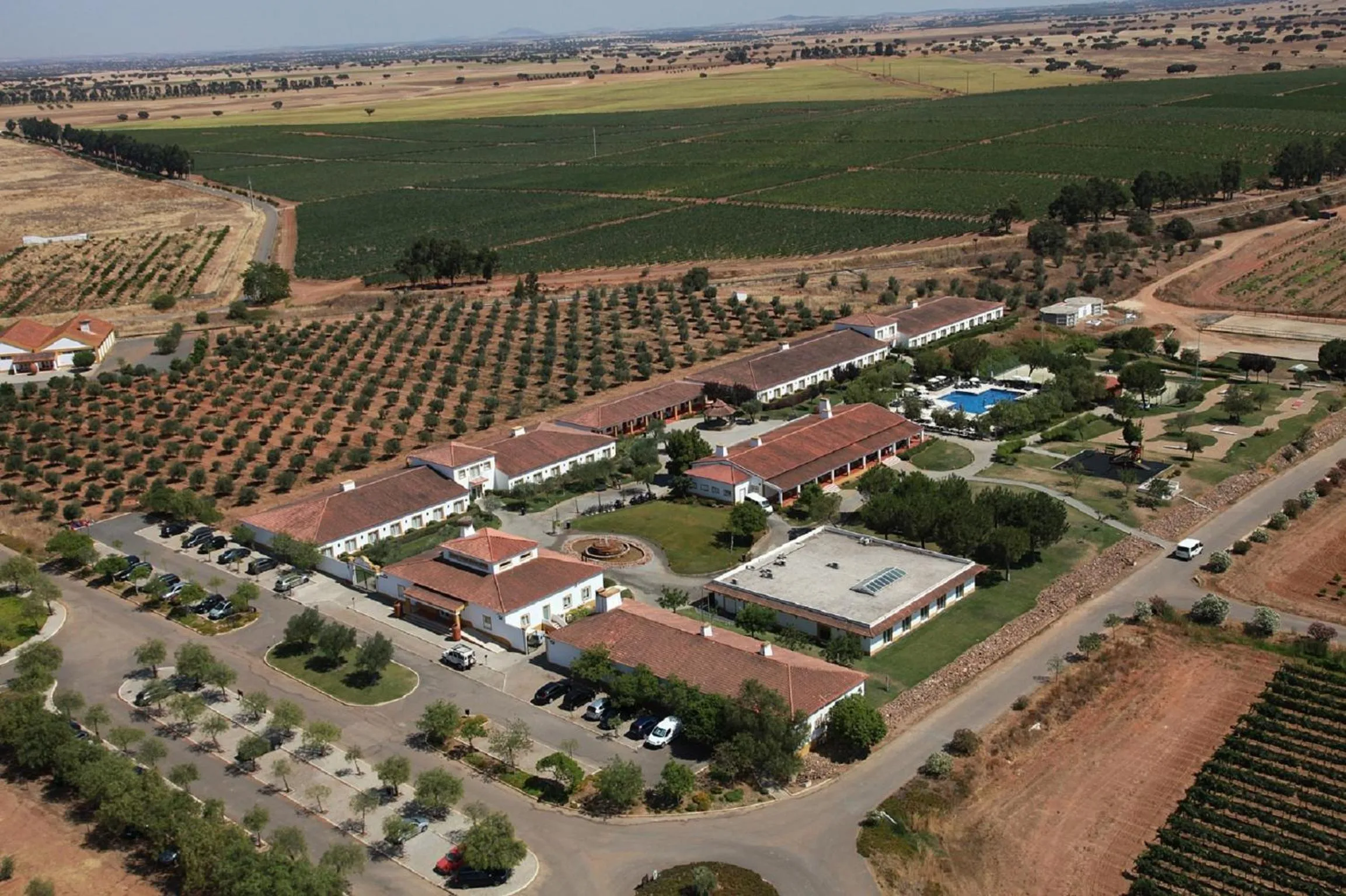Bird's eye view in Vila Gale Alentejo Vineyard - Clube de Campo
