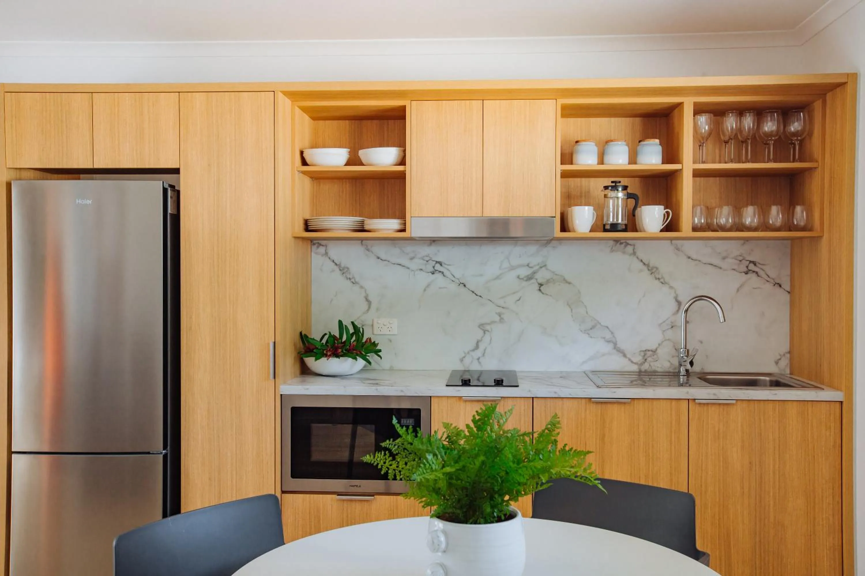 Kitchen or kitchenette in BIG4 Sandstone Point Holiday Resort Bribie Island