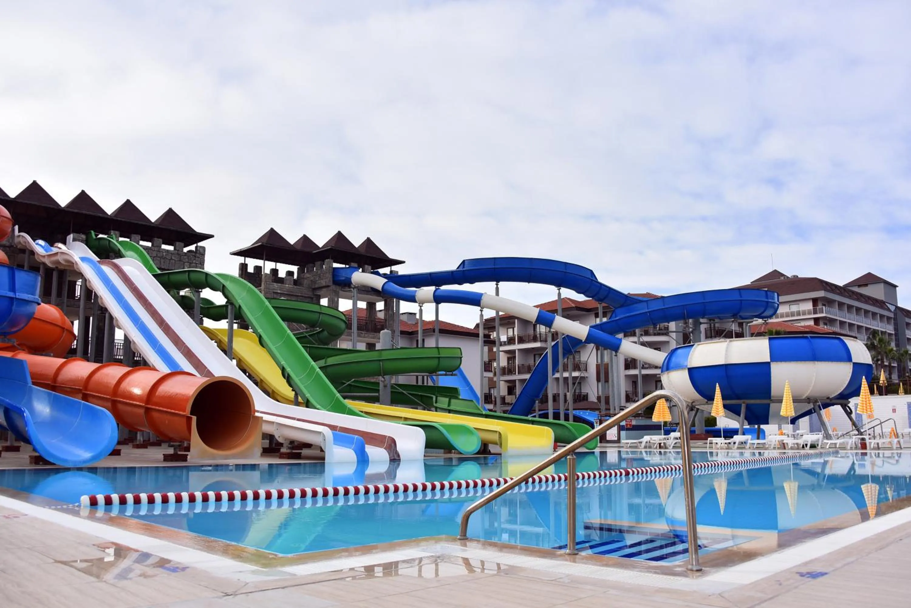 Swimming pool in Eftalia Aqua Resort