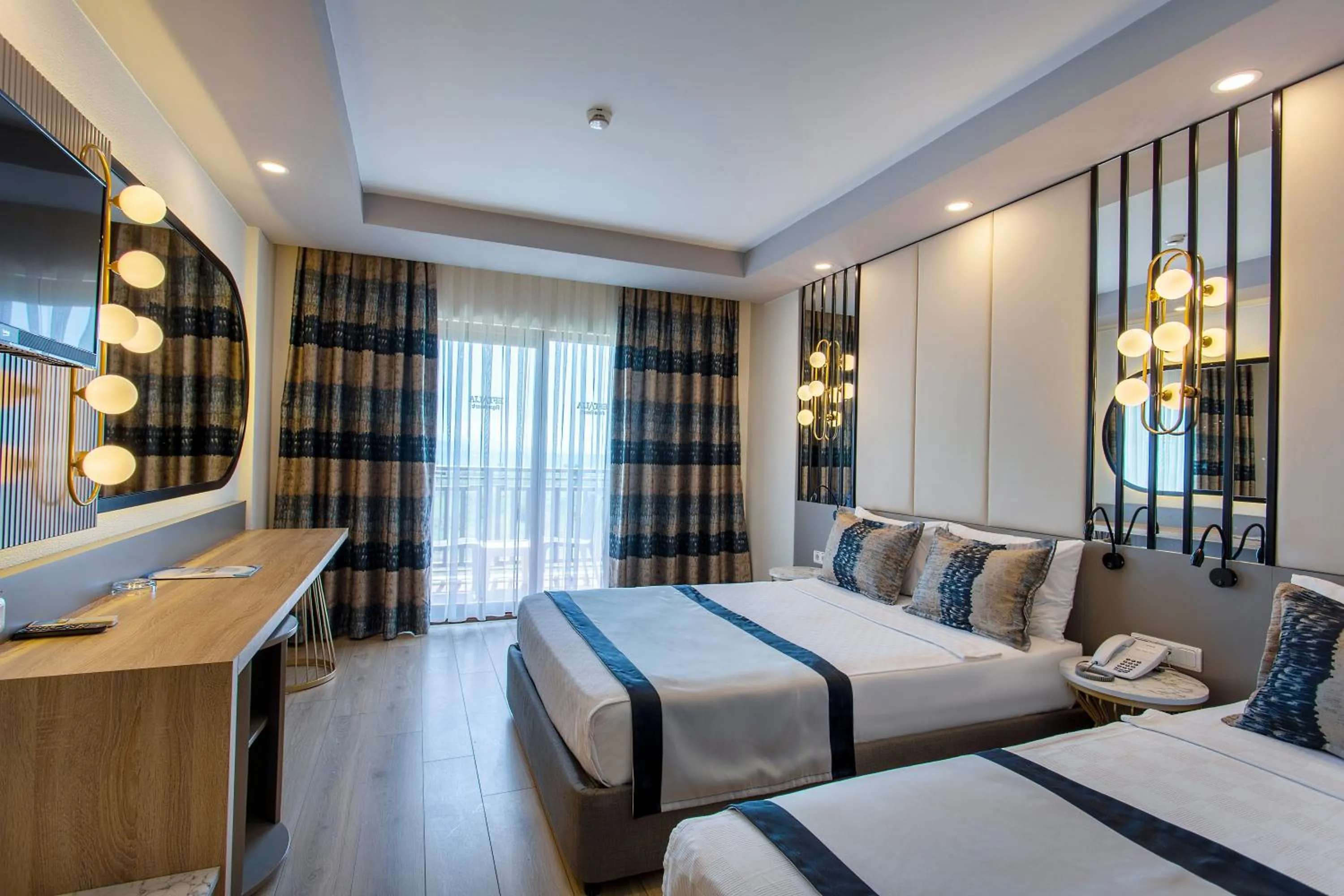 Photo of the whole room, Bed in Eftalia Aqua Resort