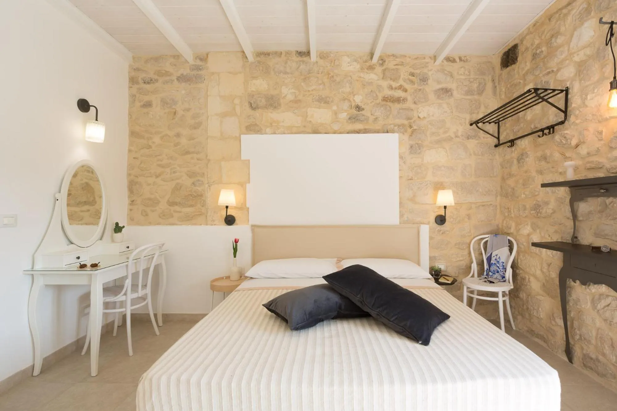 Bed in Evoca