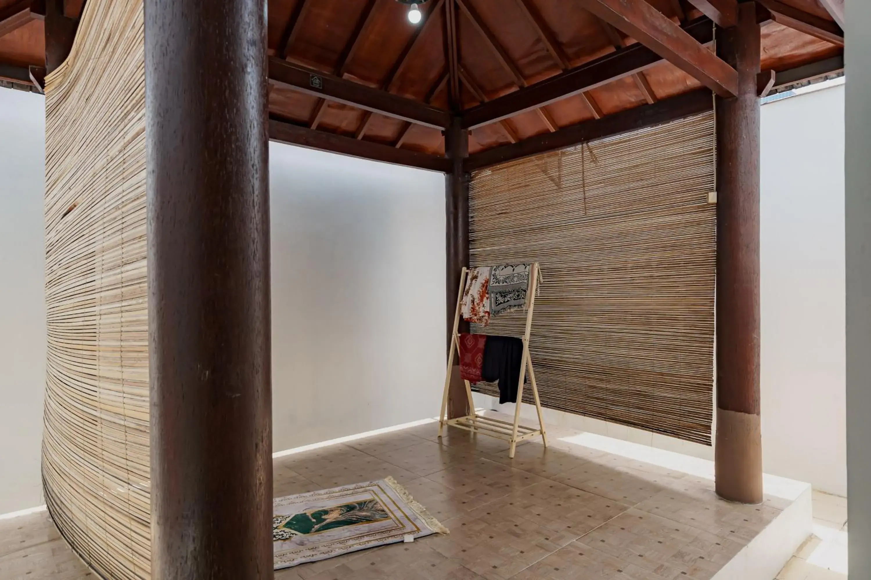 Property building in Sans Vibes Jasmine Suite TB Simatupang Property building in Sans Vibes Jasmine Suite TB Simatupang