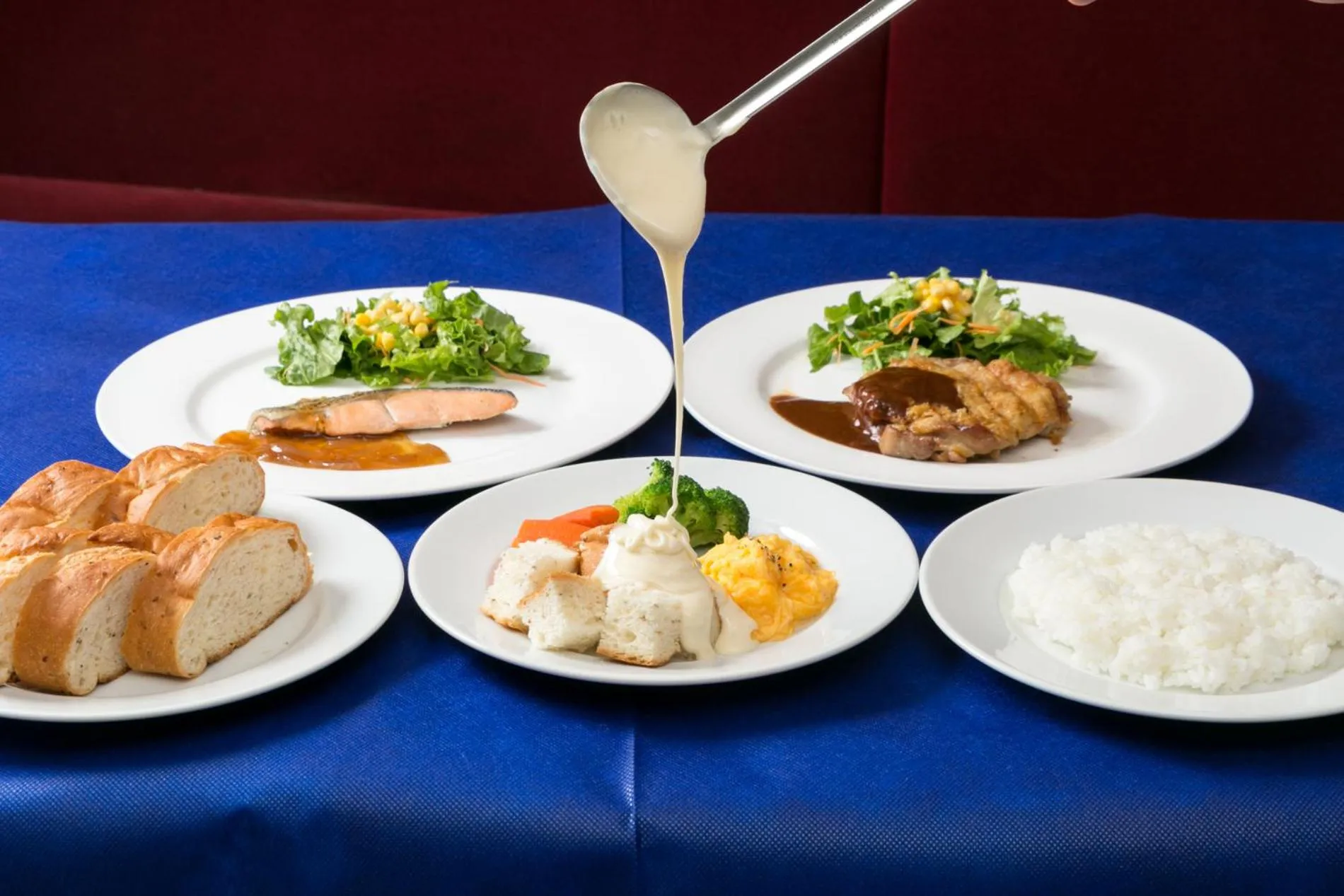 Food and drinks in Pearl Hotel Yaesu