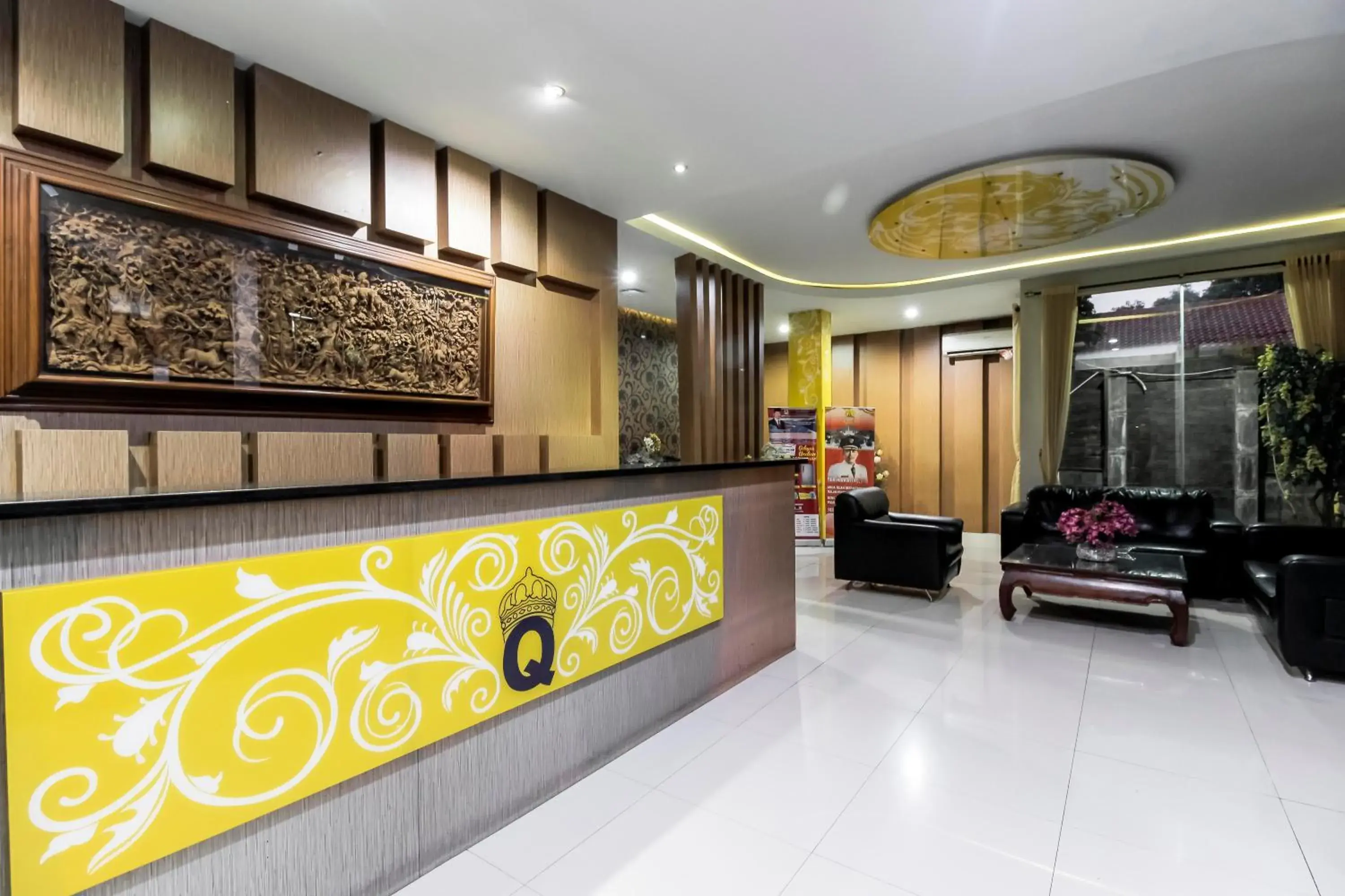 Lobby or reception in RedDoorz Plus @ Tuparev Cirebon Lobby or reception in RedDoorz Plus @ Tuparev Cirebon