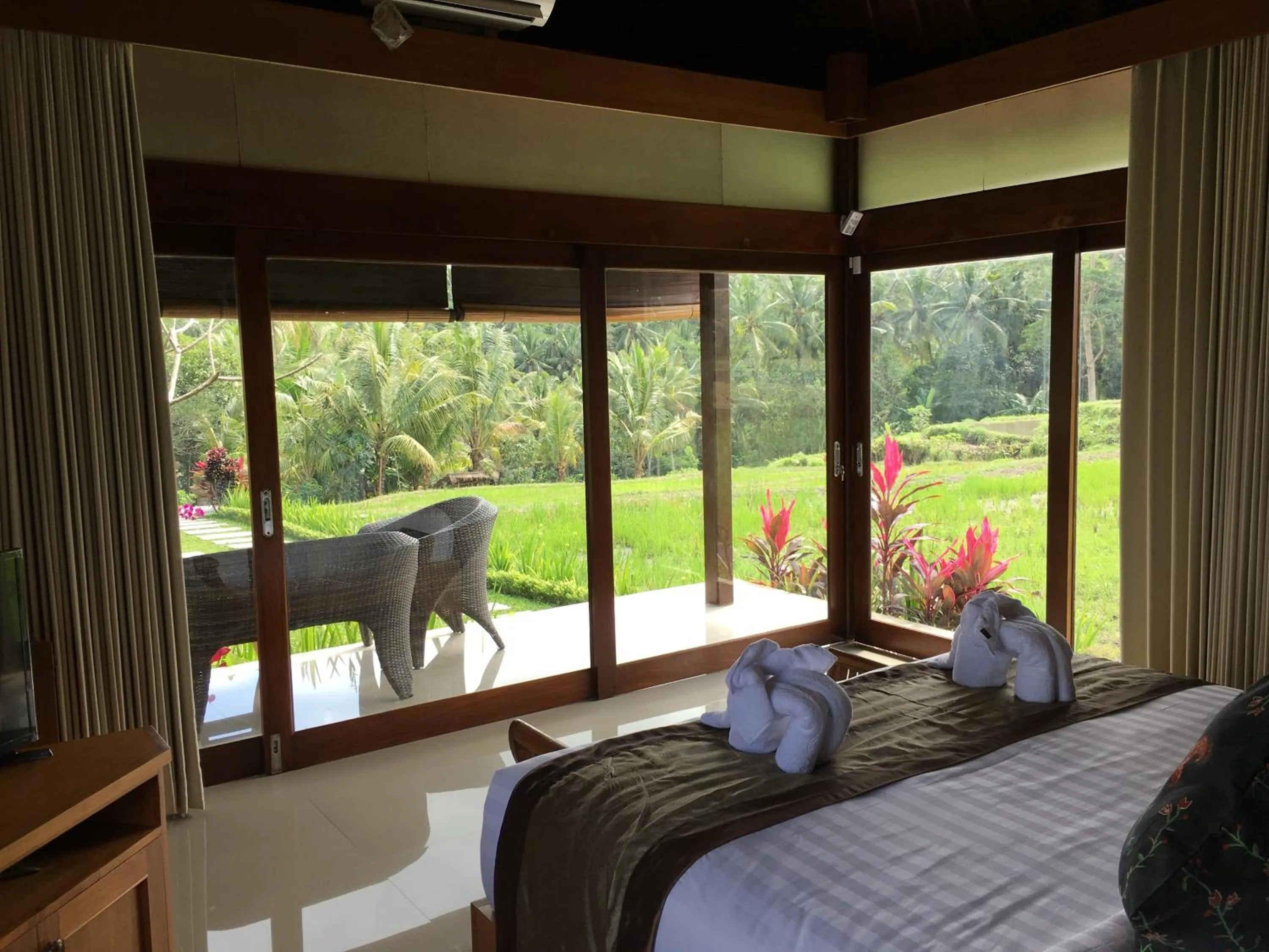 Deluxe Villa in Puri Raya Villa