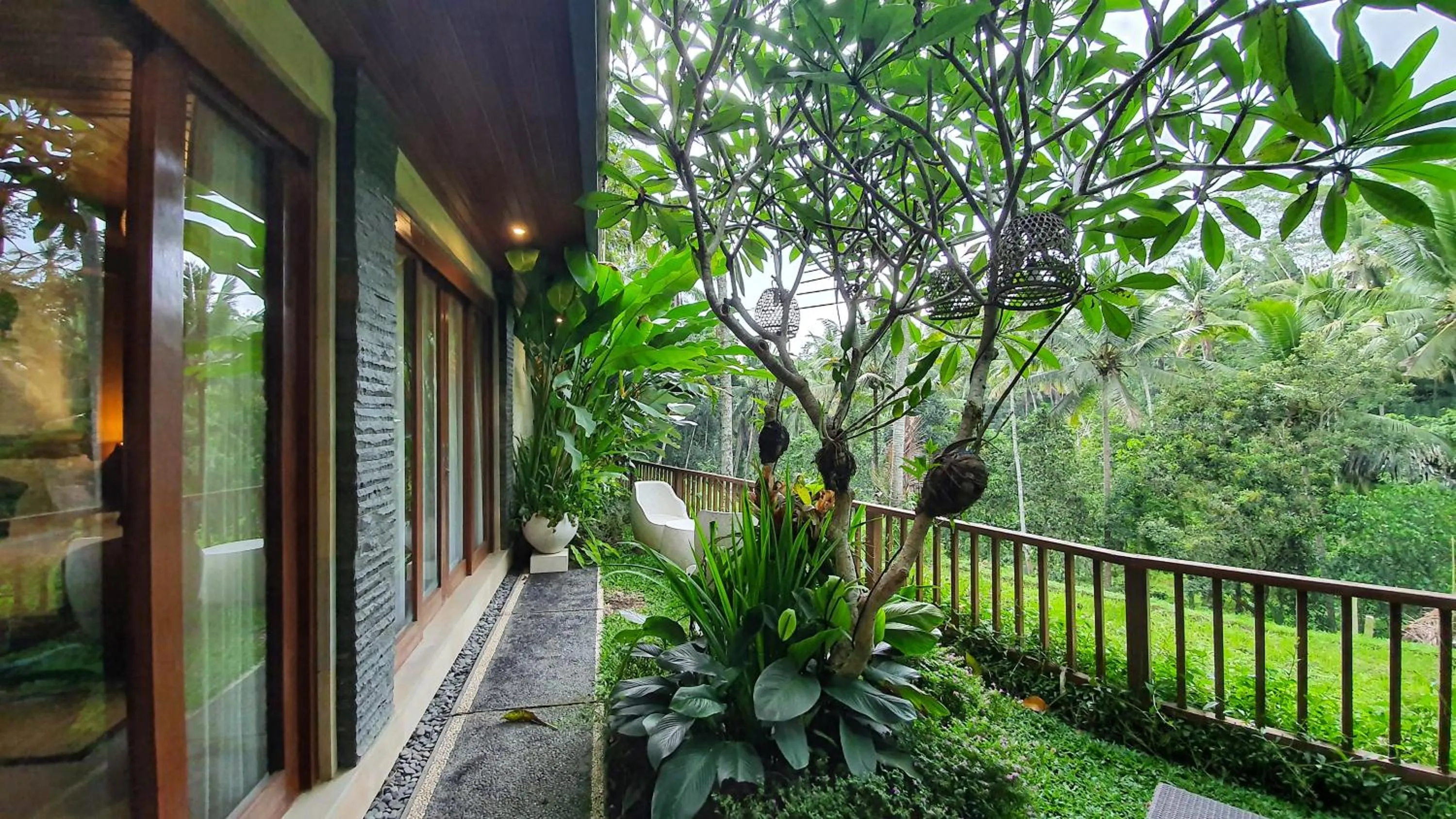 Puri Raya Villa