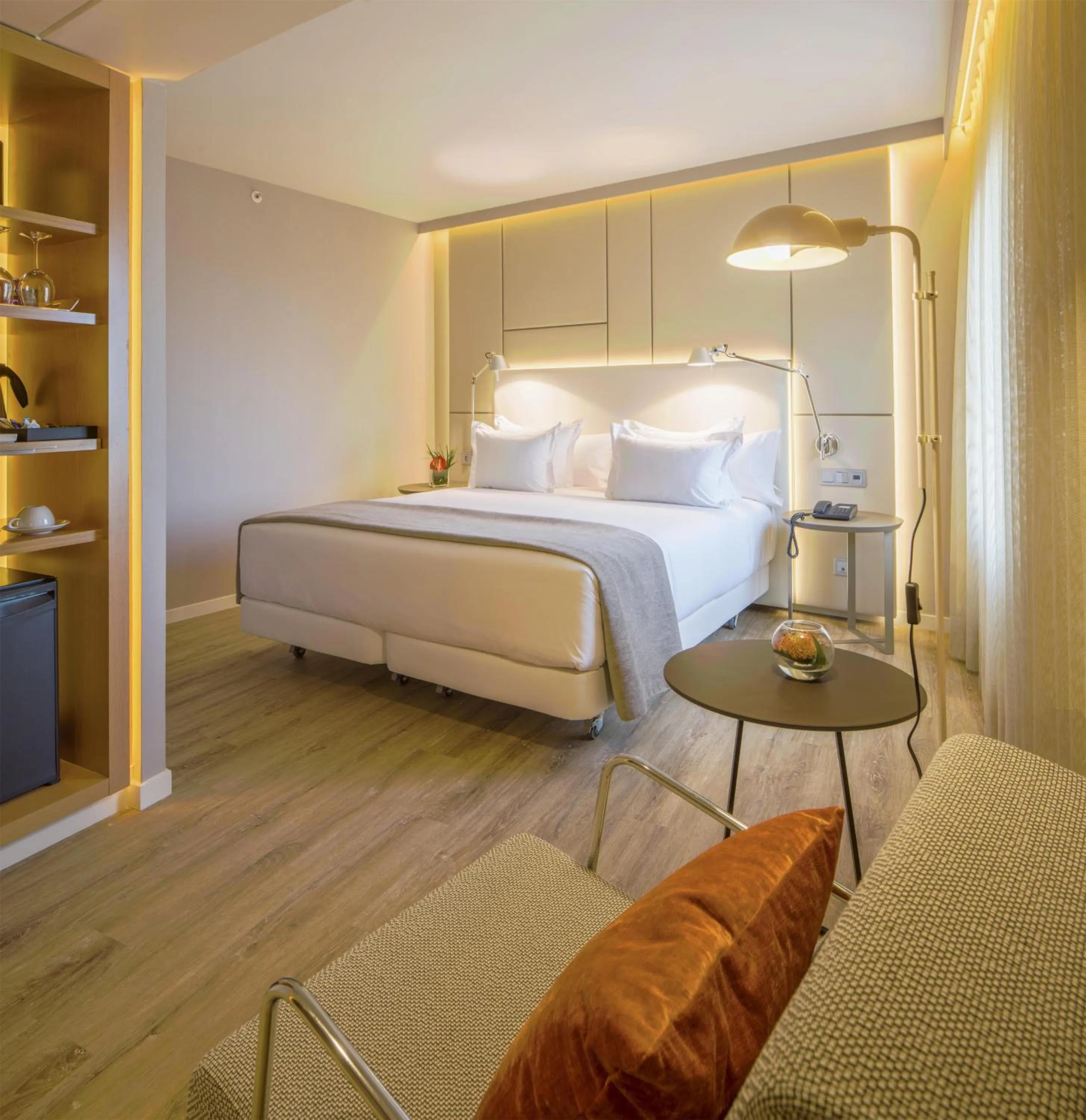 Bedroom, Bed in NH Collection Lisboa Liberdade