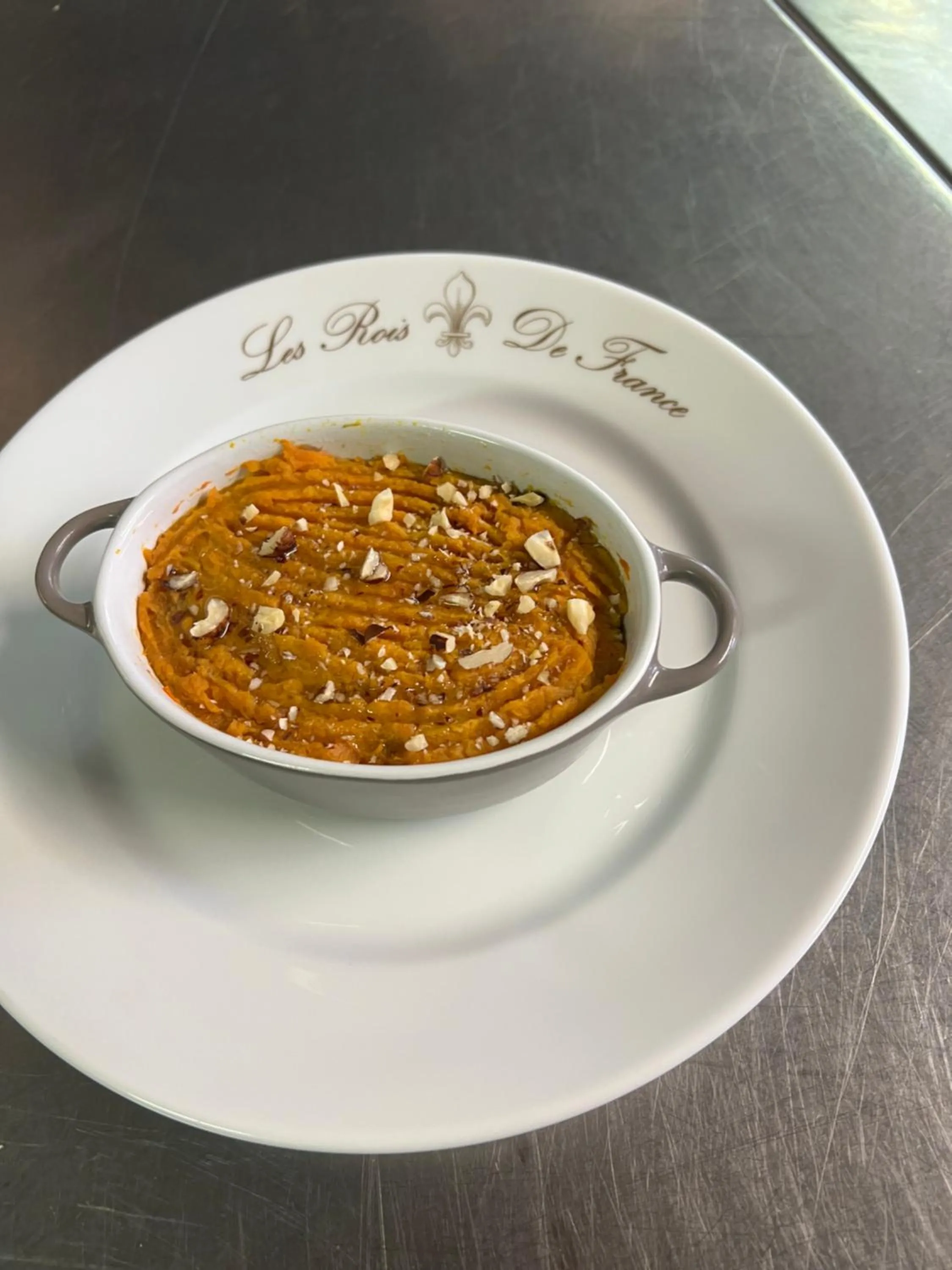 Dinner in Contact Hôtel de France Contres-Beauval-Cheverny