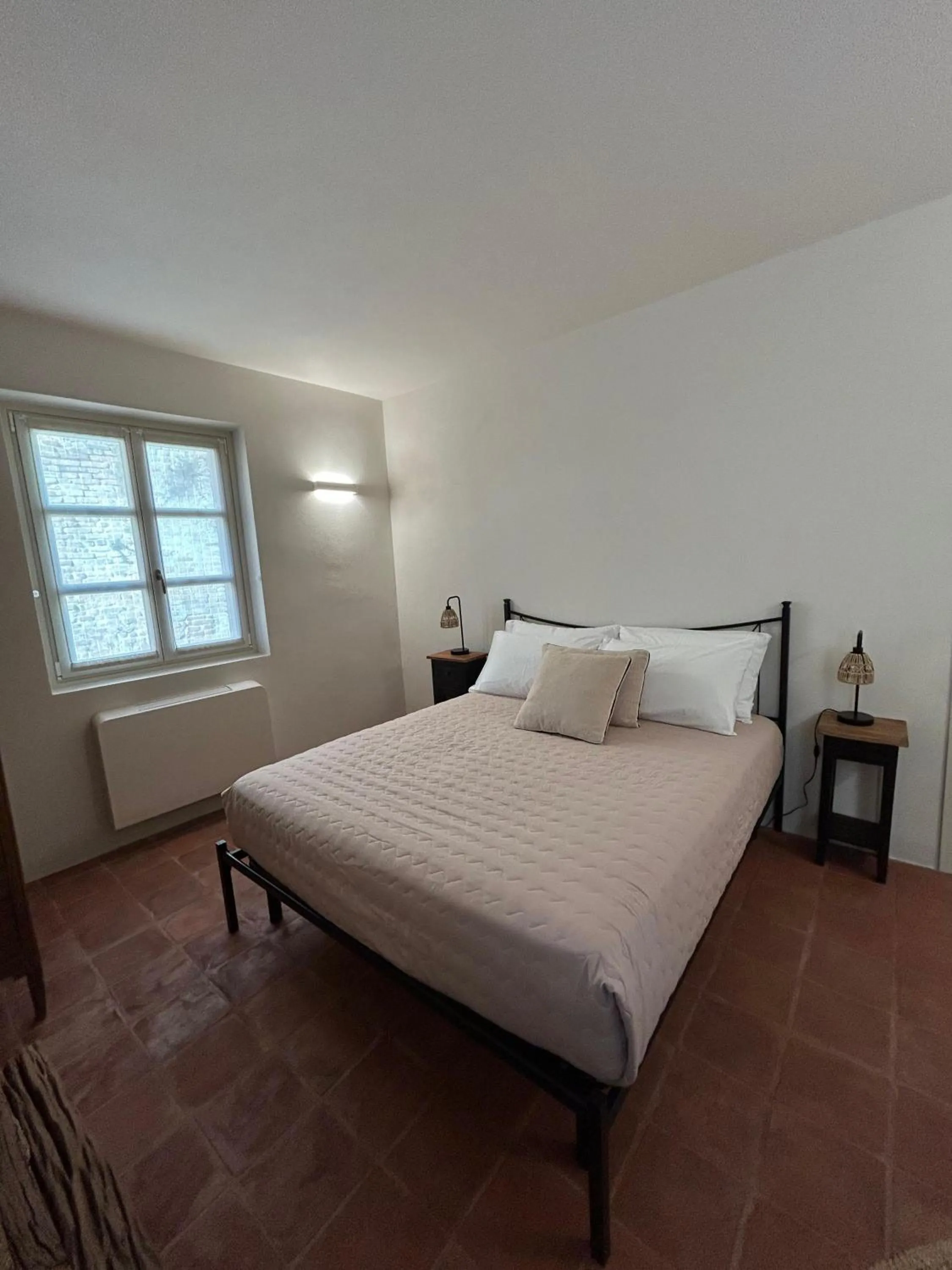 Bed in Albergo Ristorante Garibaldi