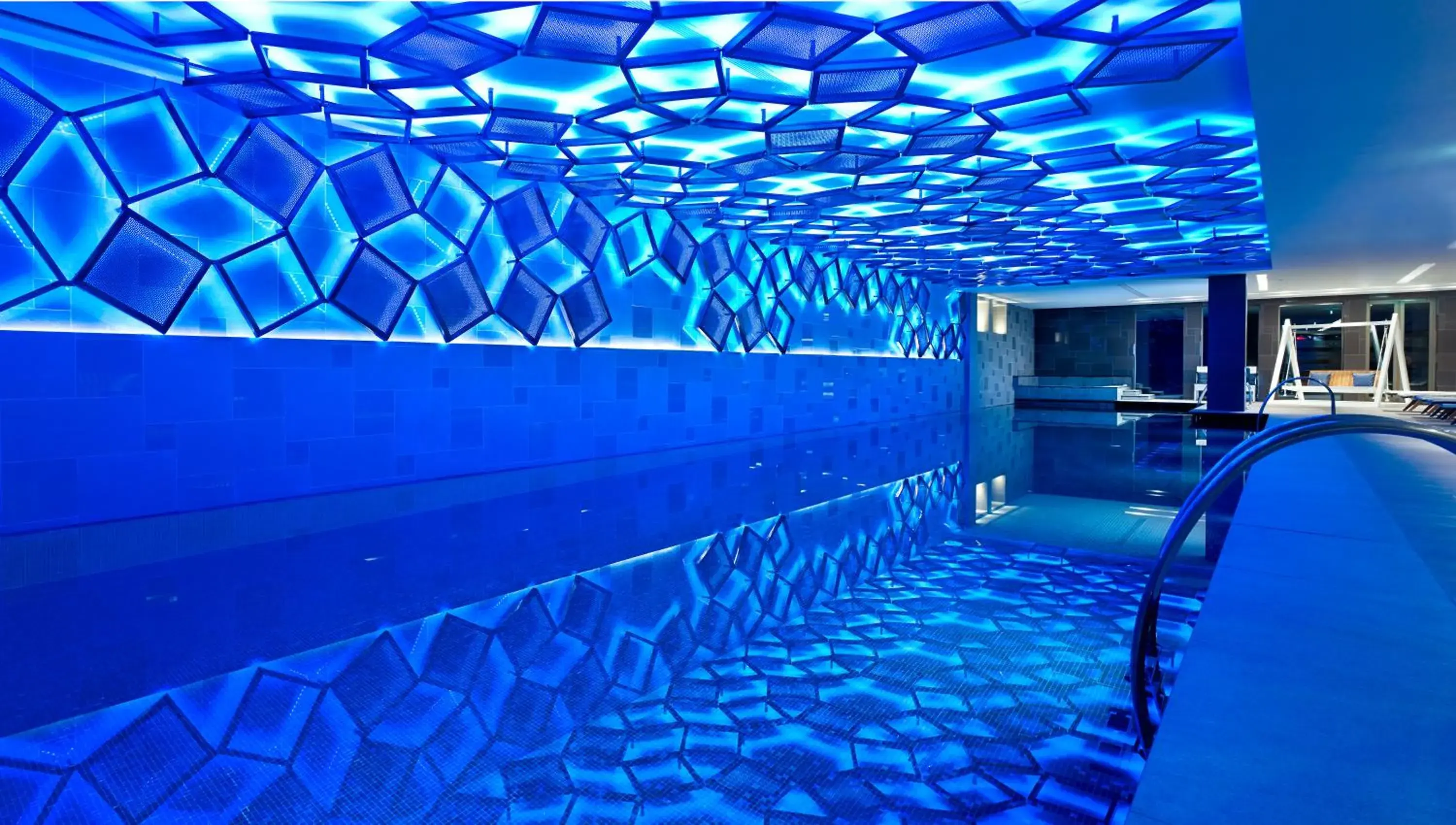 Swimming pool in Metropol Palace, Belgrade Swimming pool in Metropol Palace, Belgrade