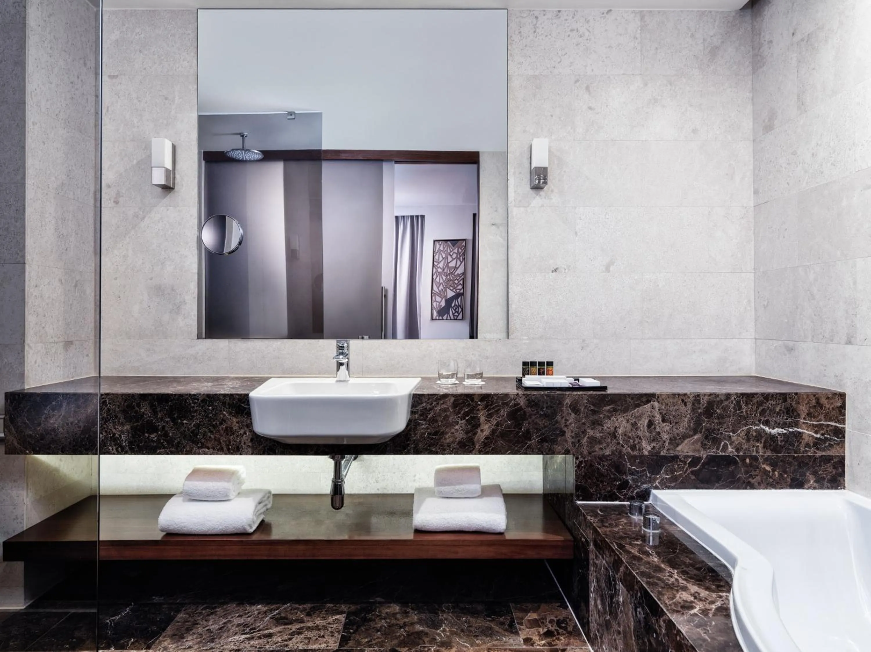 Bathroom in Metropol Palace, Belgrade