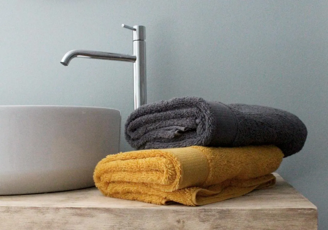 Bathroom in il gabbiano giallo