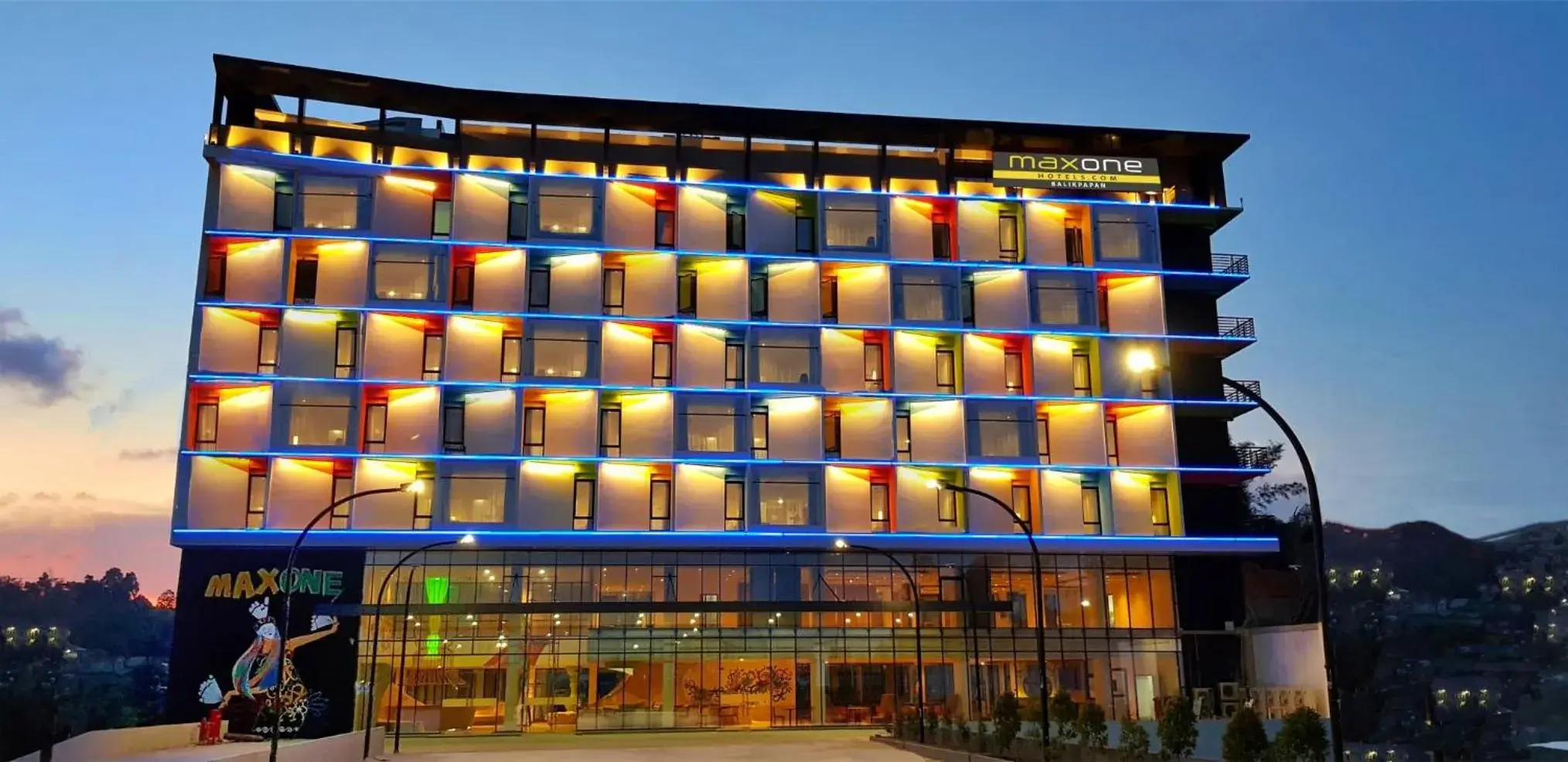 Property building in MaxOneHotels @Balikpapan Property building in MaxOneHotels @Balikpapan