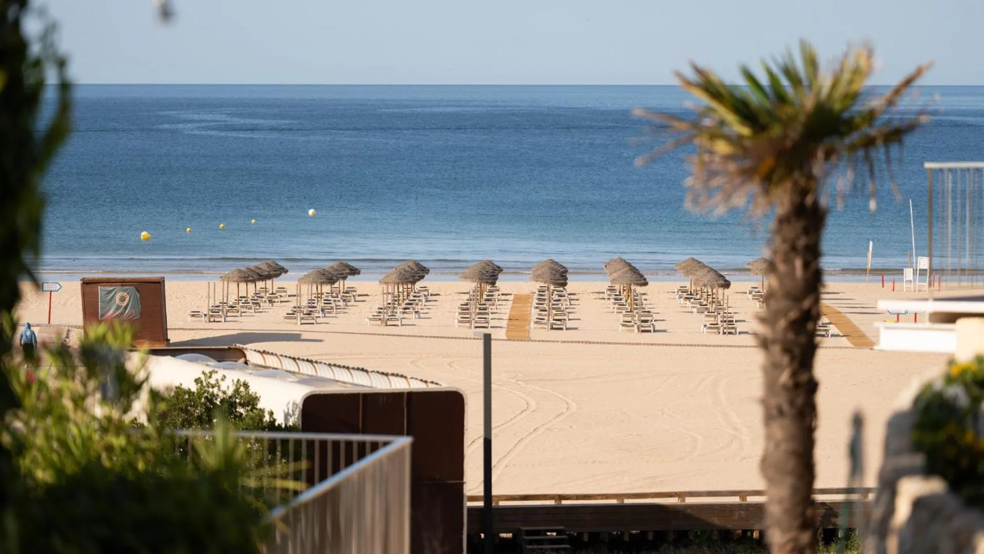 Beach in Algarve Casino Hotel