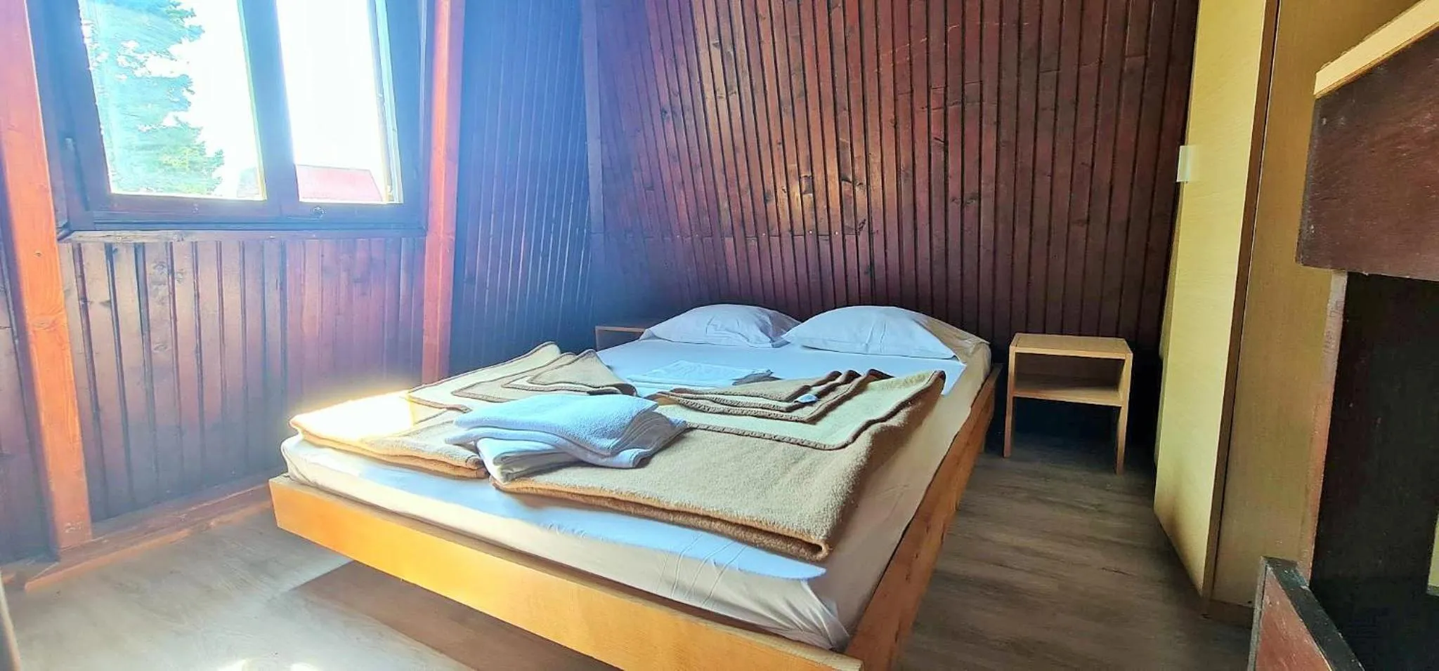 Bed in FKK Ada Bojana