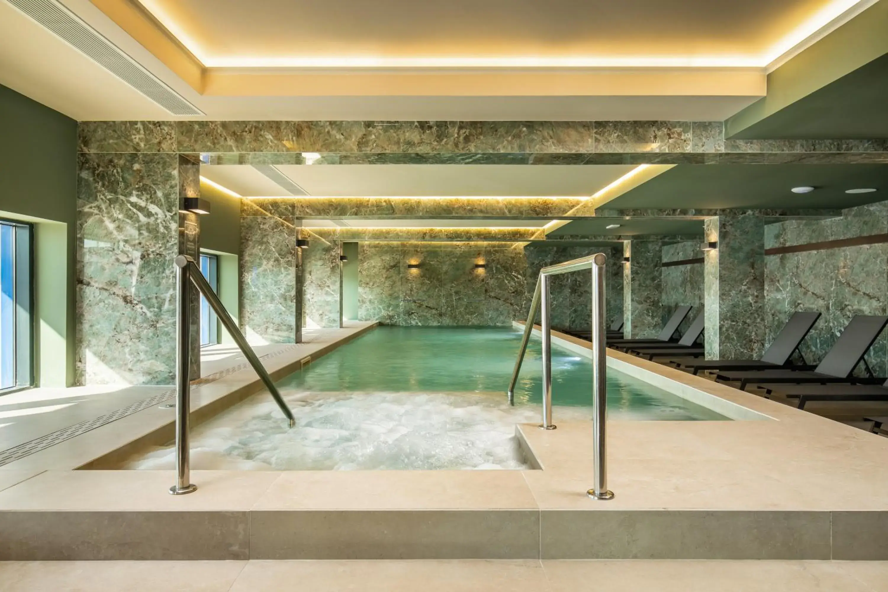 Swimming pool in AP Eva Senses Swimming pool in AP Eva Senses