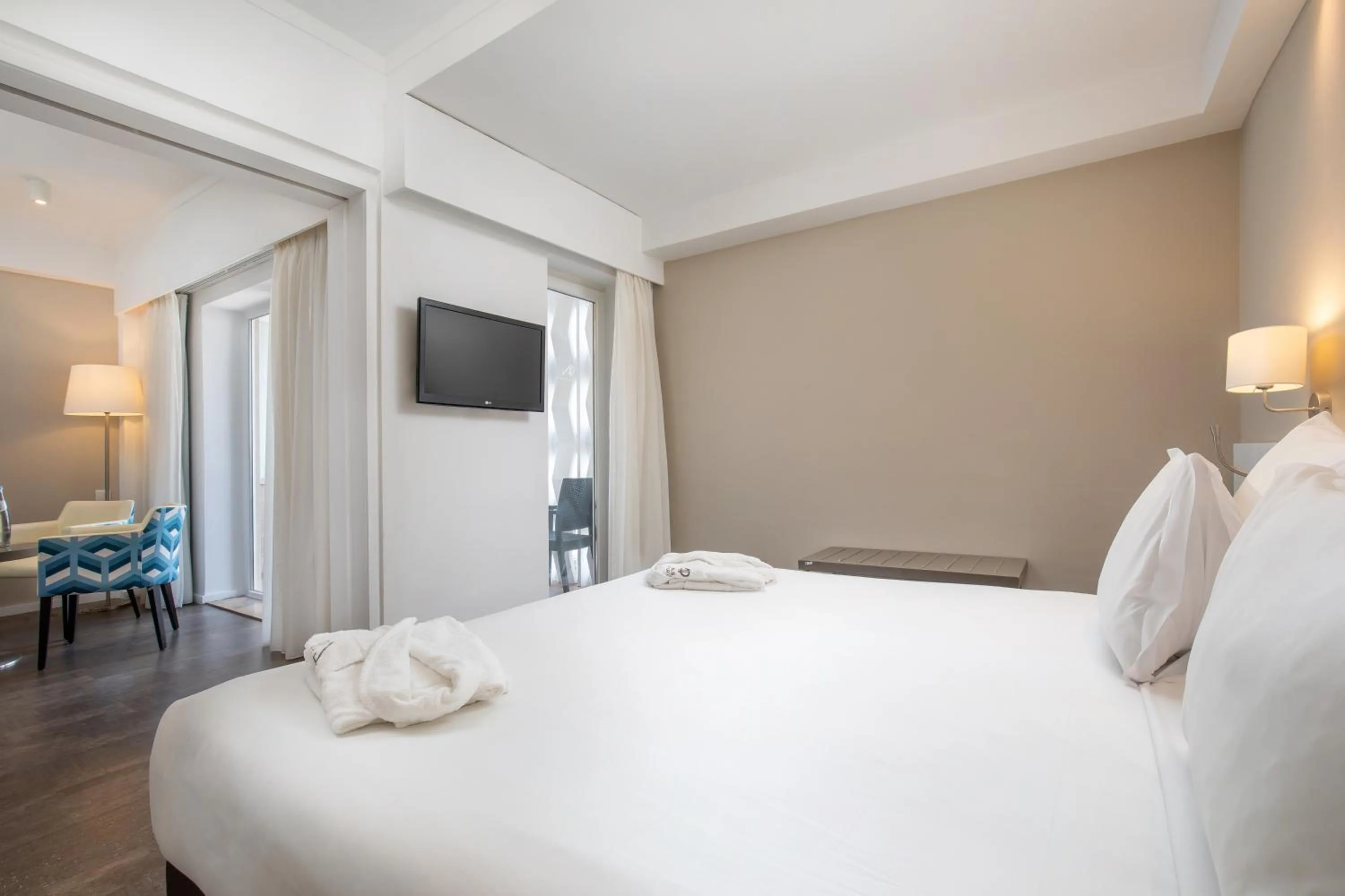 Bedroom, Bed in AP Eva Senses