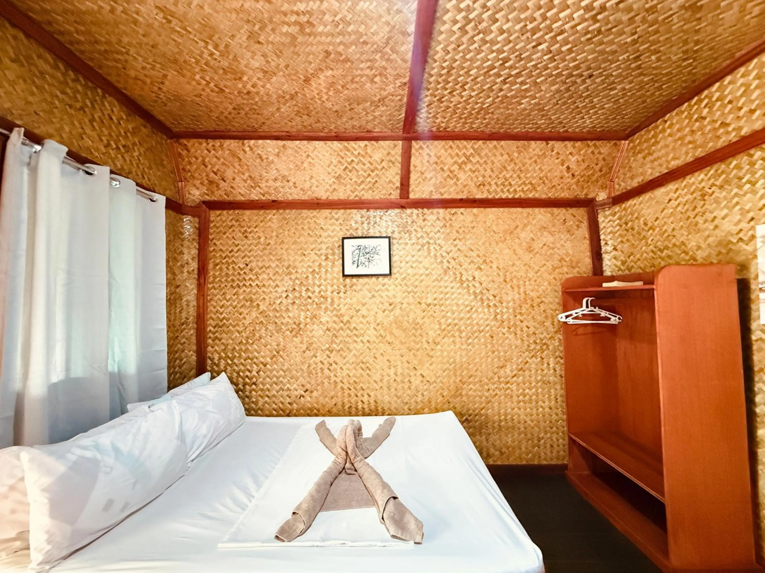 Bed in Victordelia Hilltop Hostel