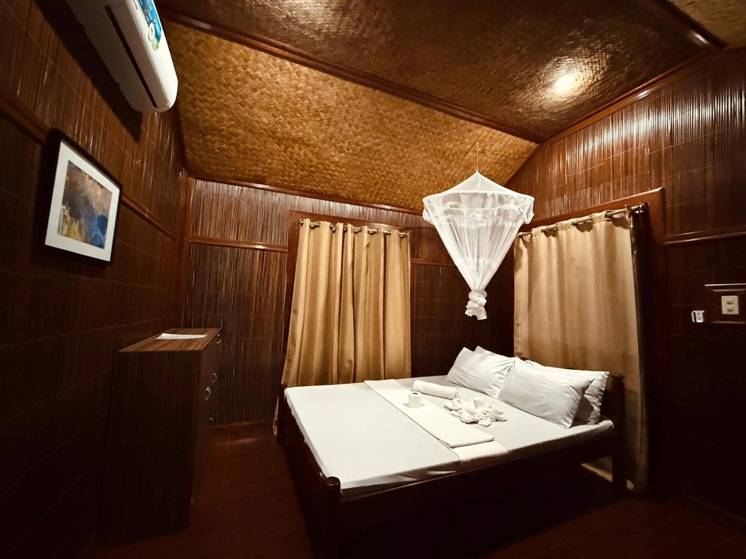 Bed in Victordelia Hilltop Hostel