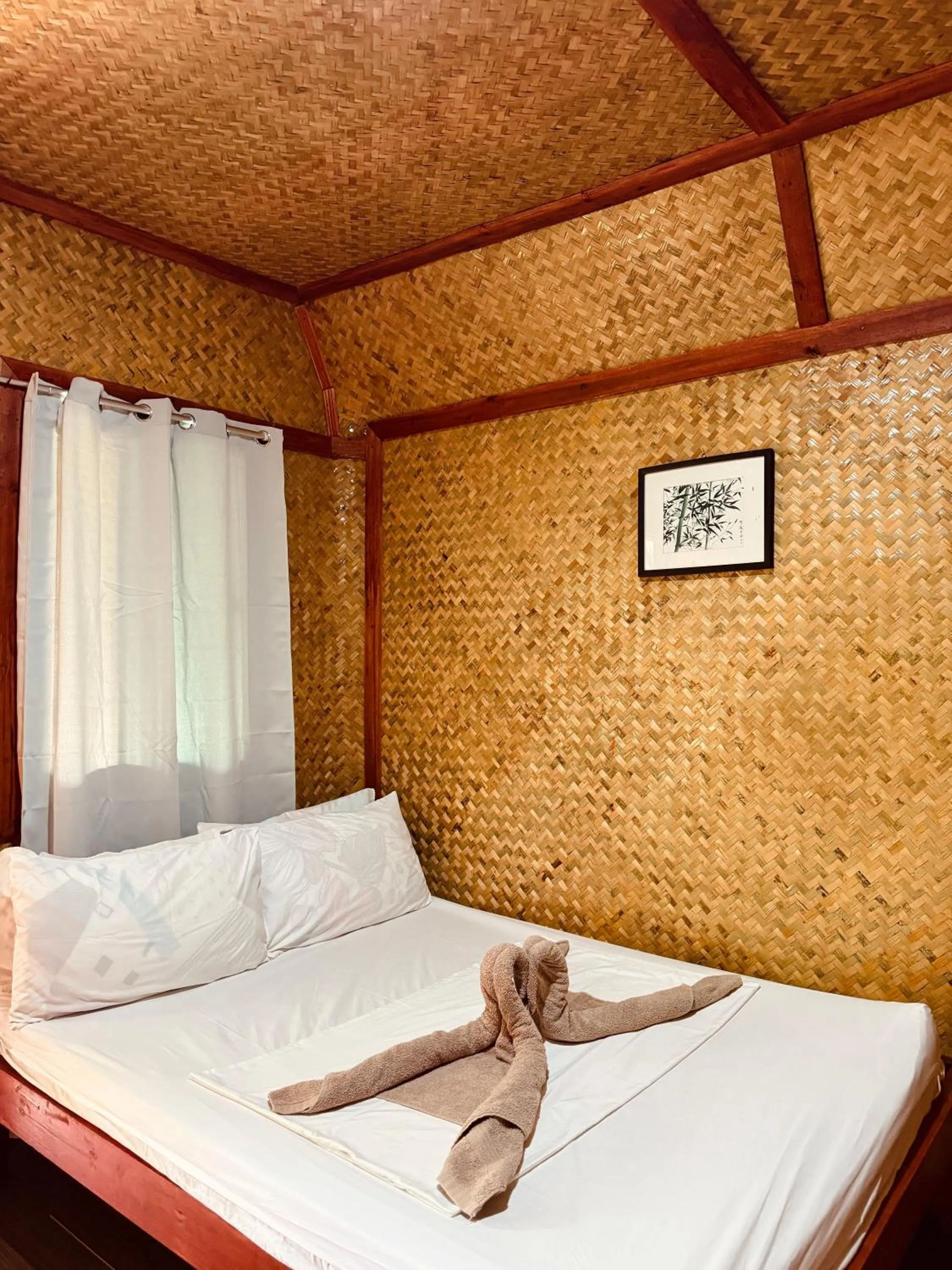 Bed in Victordelia Hilltop Hostel