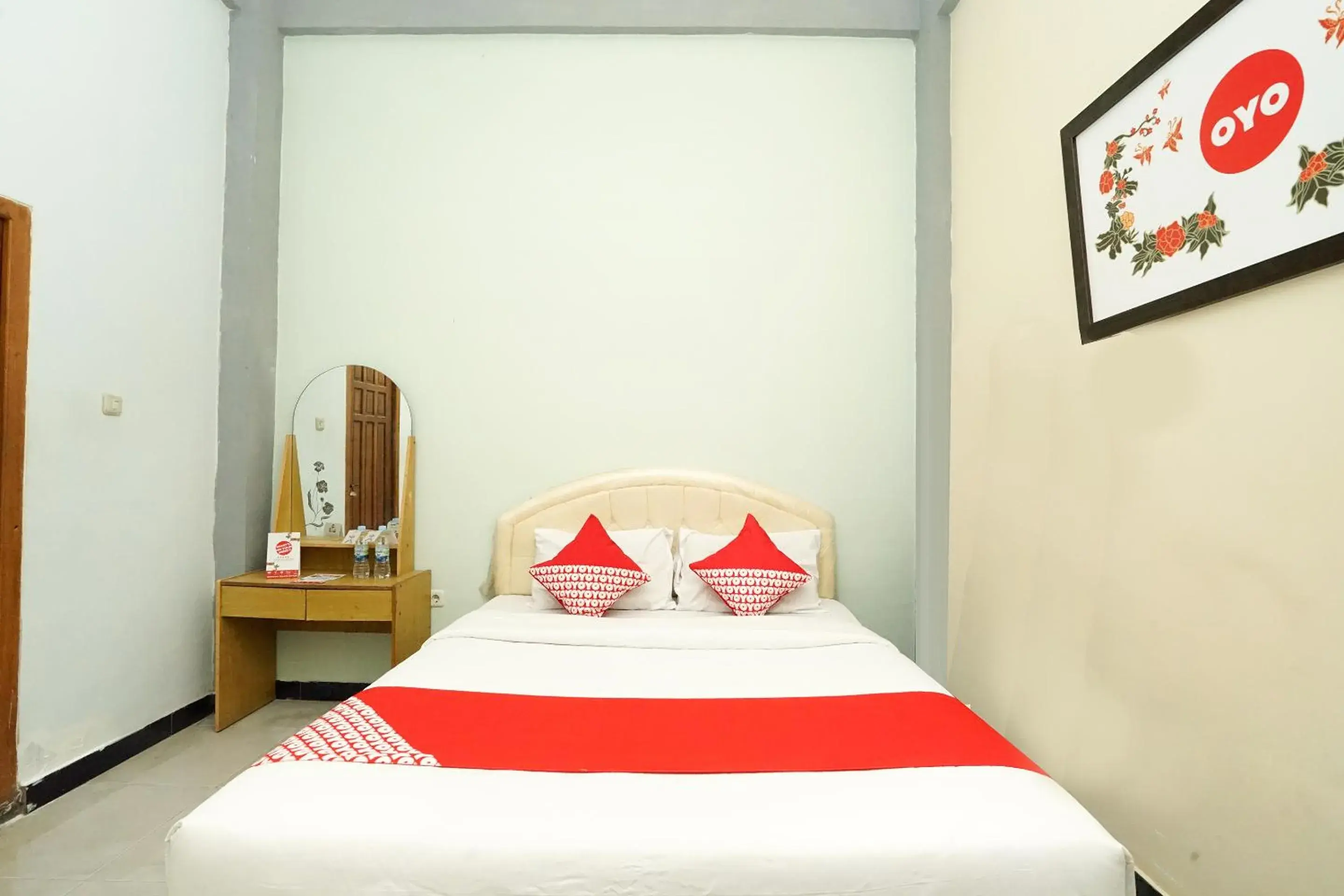 Standard Double Room in Kartika Syariah Homestay by Stayku Standard Double Room in Kartika Syariah Homestay by Stayku