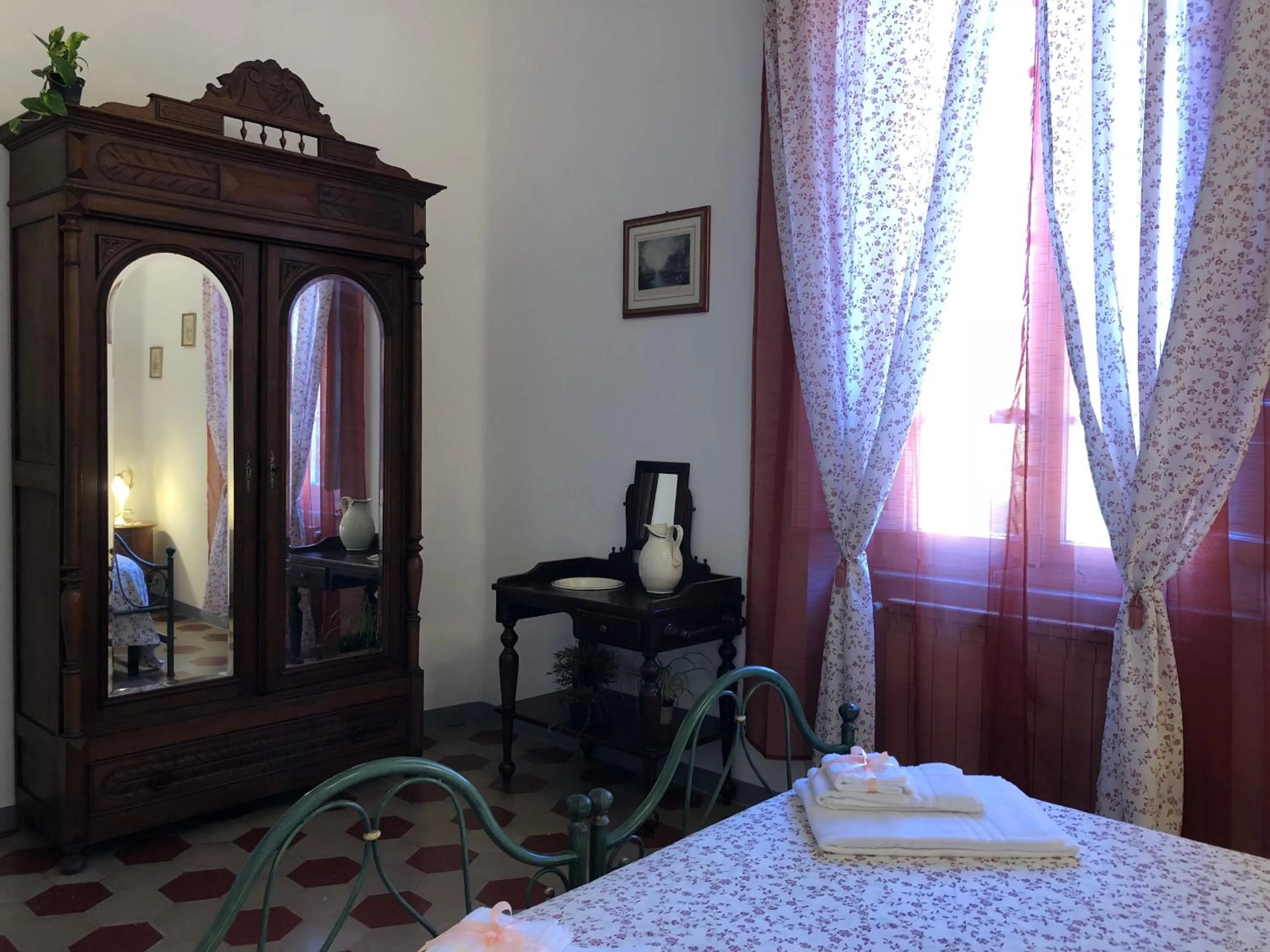 Double or Twin Room with Private Bathroom in Relais Puccini