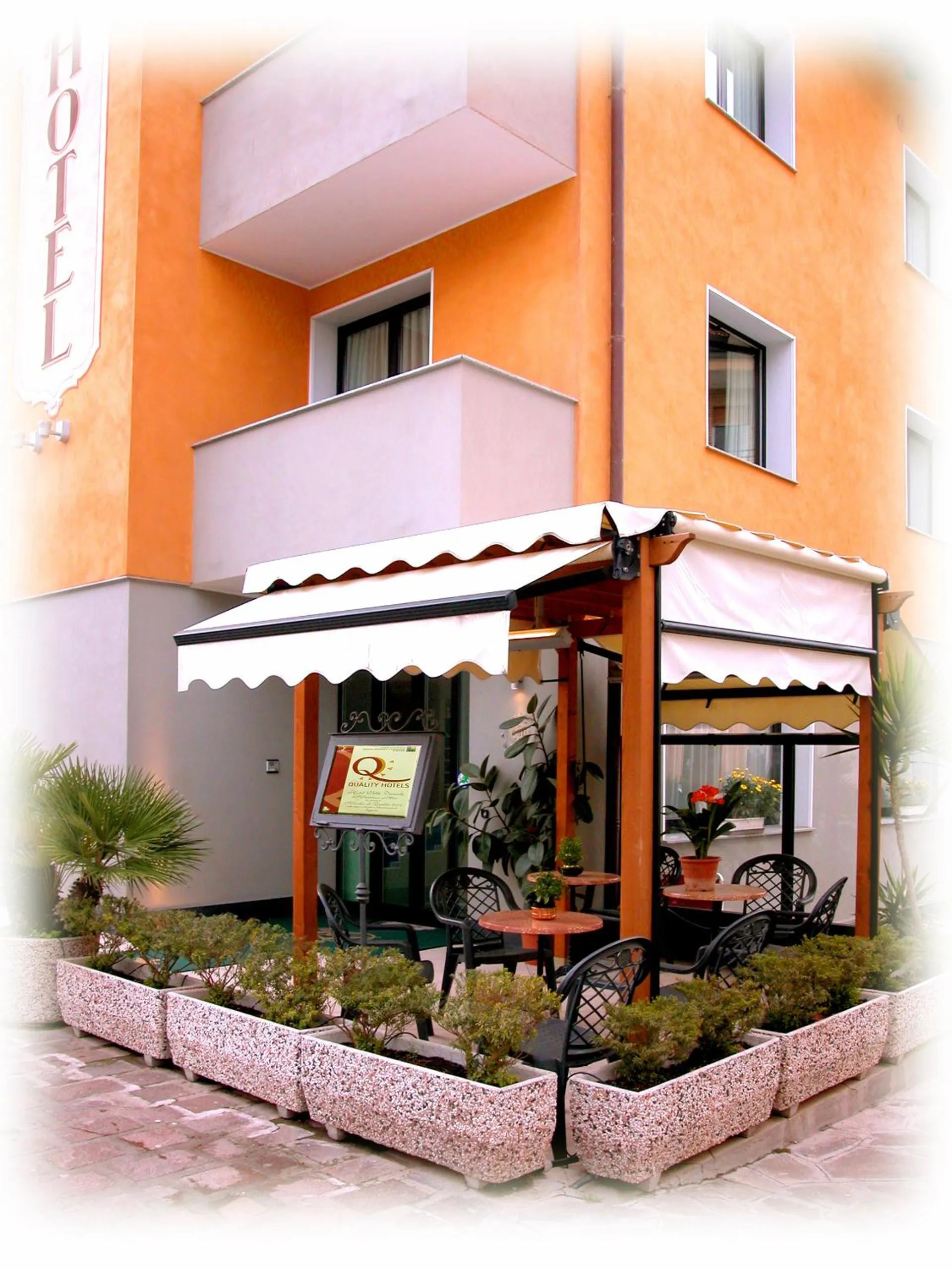 Facade/entrance in New Automatic Villa Daniela