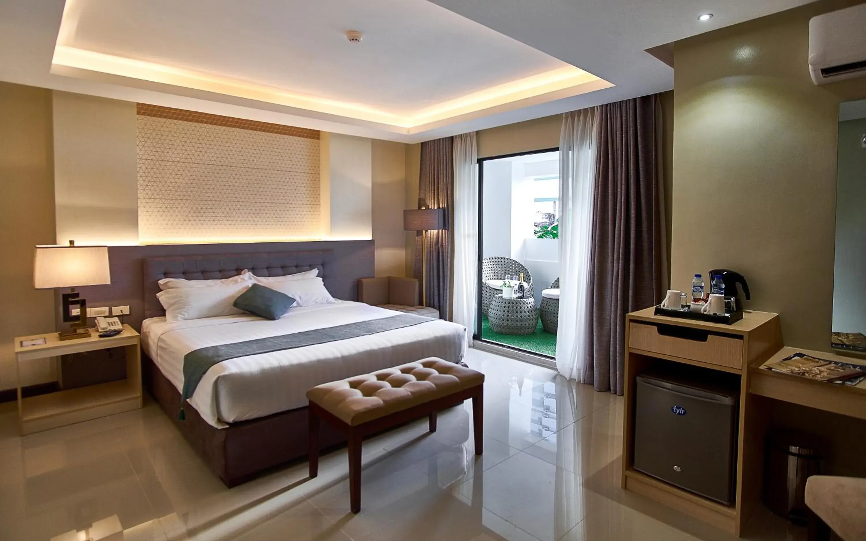 Bed in J7 Hotel Bed in J7 Hotel