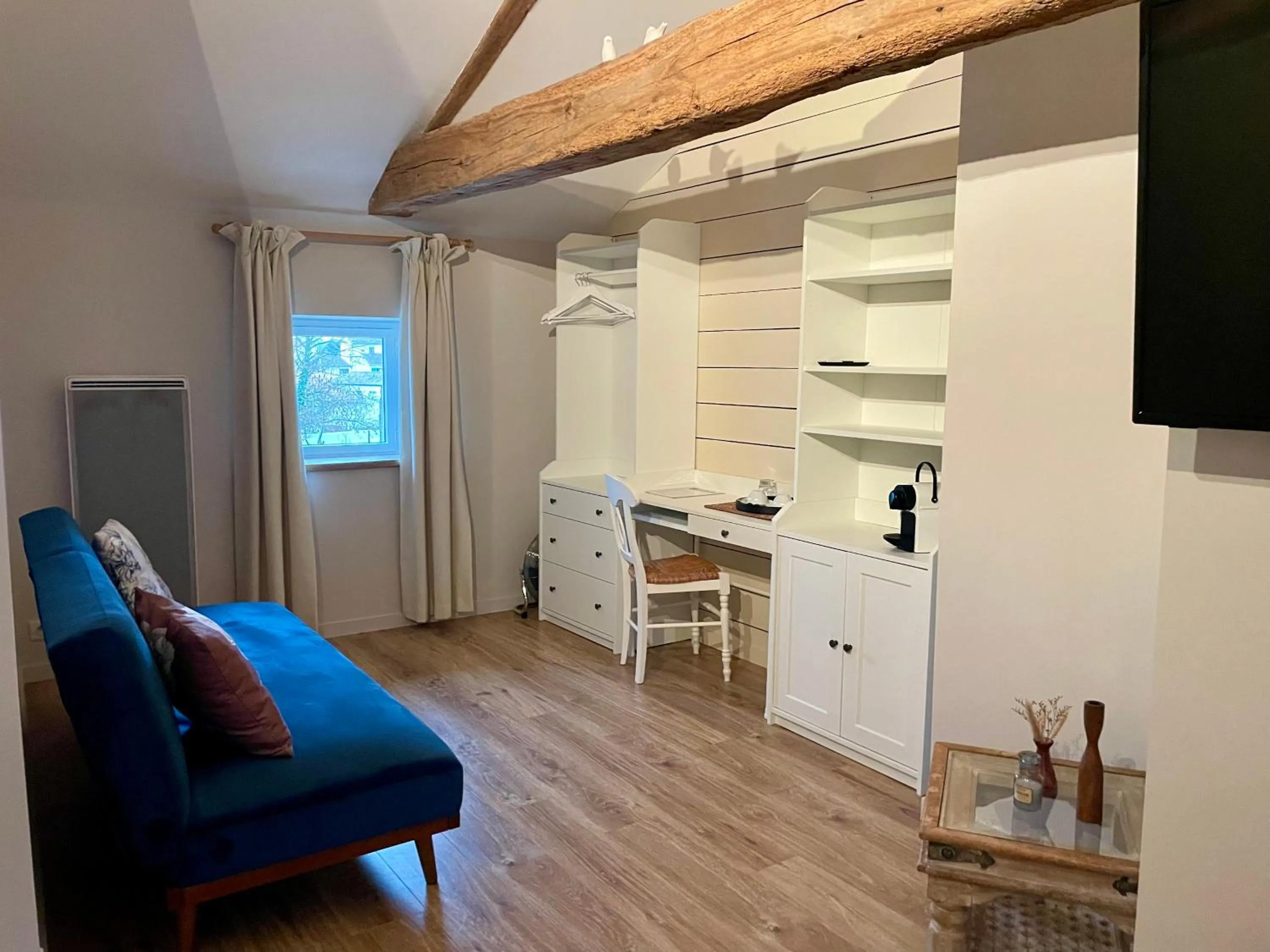 Seating area in Clos de la Court d'Aron