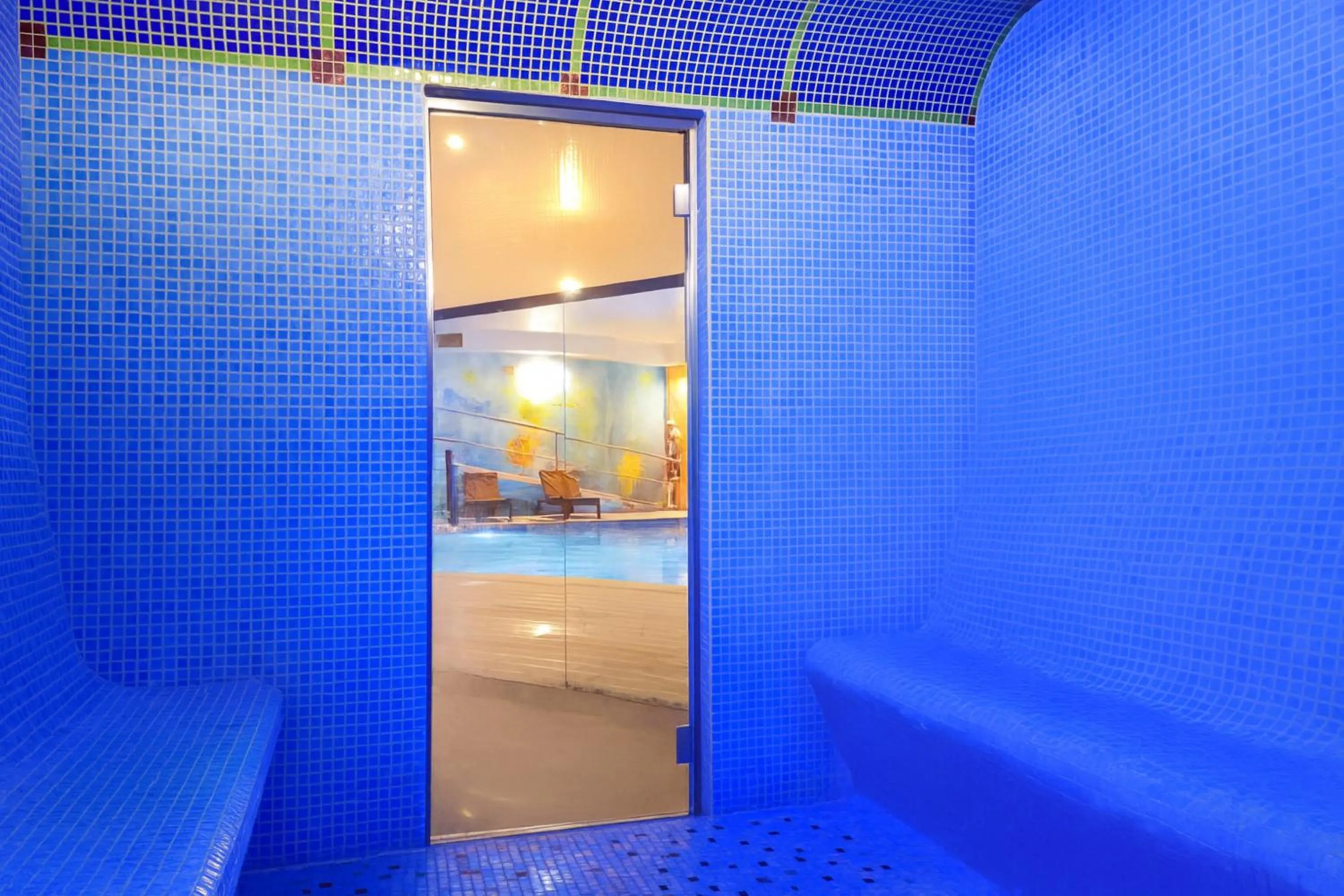 Steam room in Hotel Baia Grande