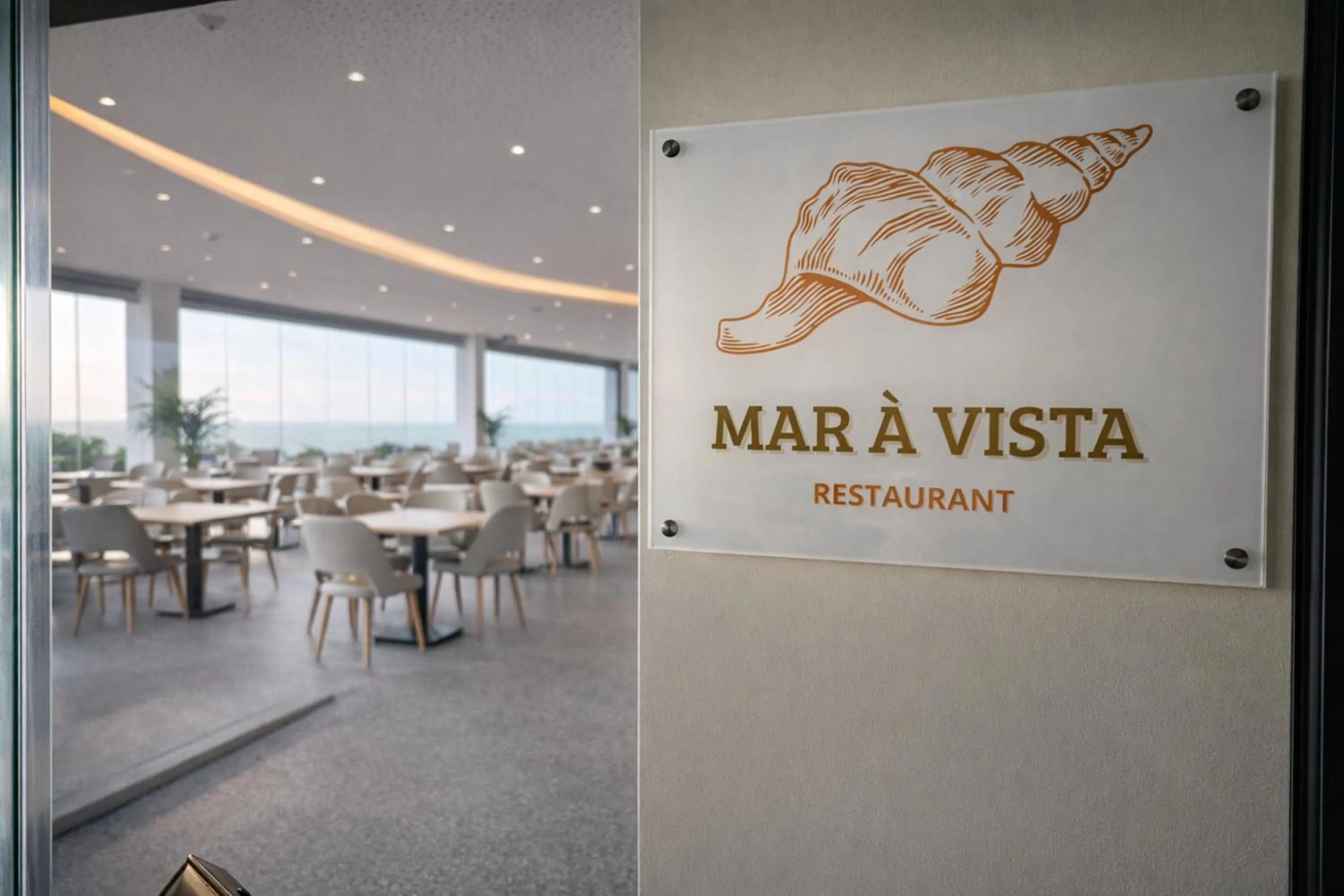 Restaurant/places to eat in Hotel Baia Grande