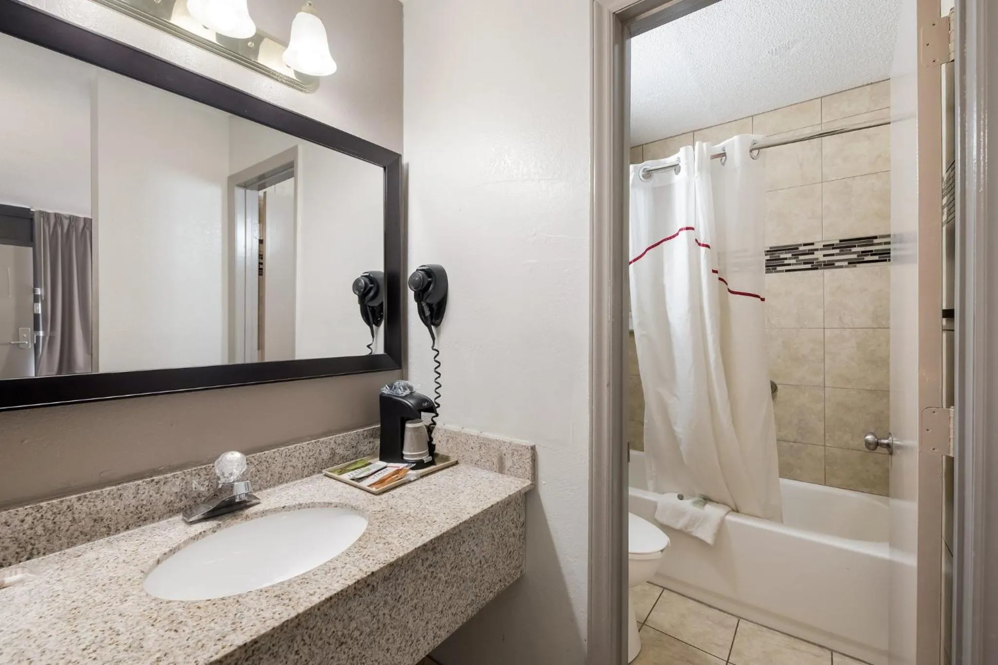 Bathroom in Red Roof Inn Lenoir