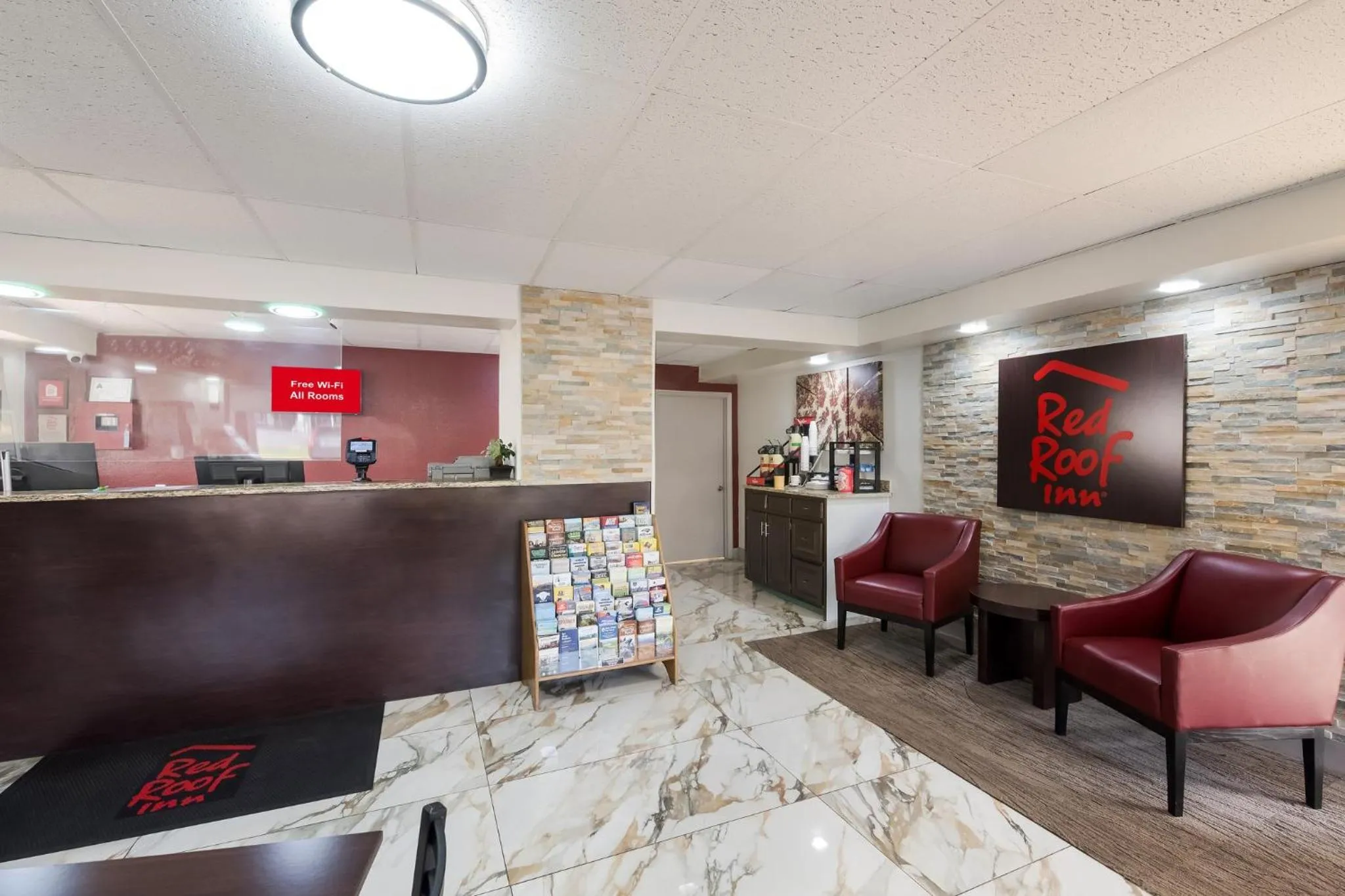 Lobby or reception in Red Roof Inn Lenoir