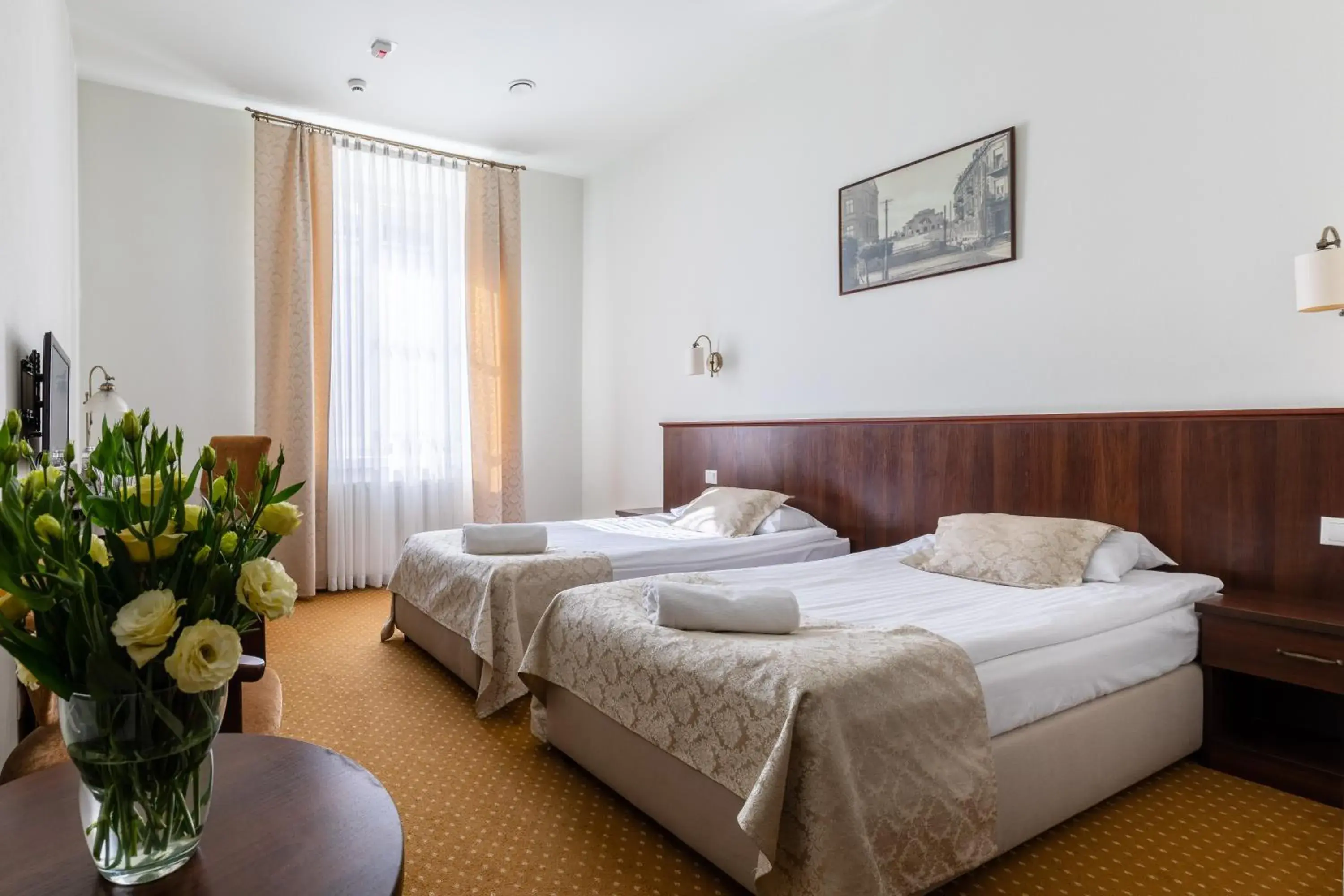 Twin Room in Kamienica Szefferów 1848 r. Twin Room in Kamienica Szefferów 1848 r.