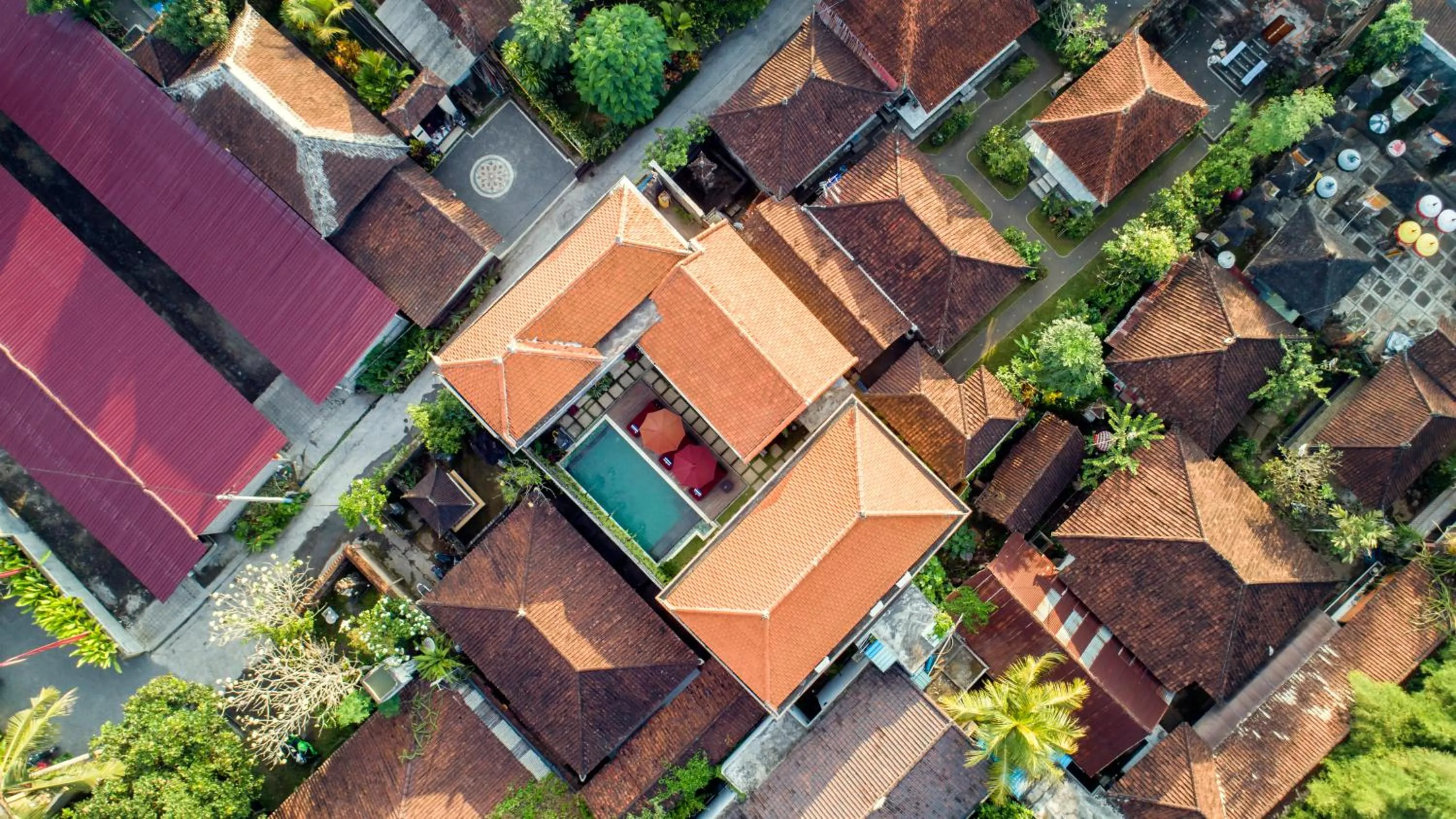 Neighbourhood in Hartaning House by GenuineHost