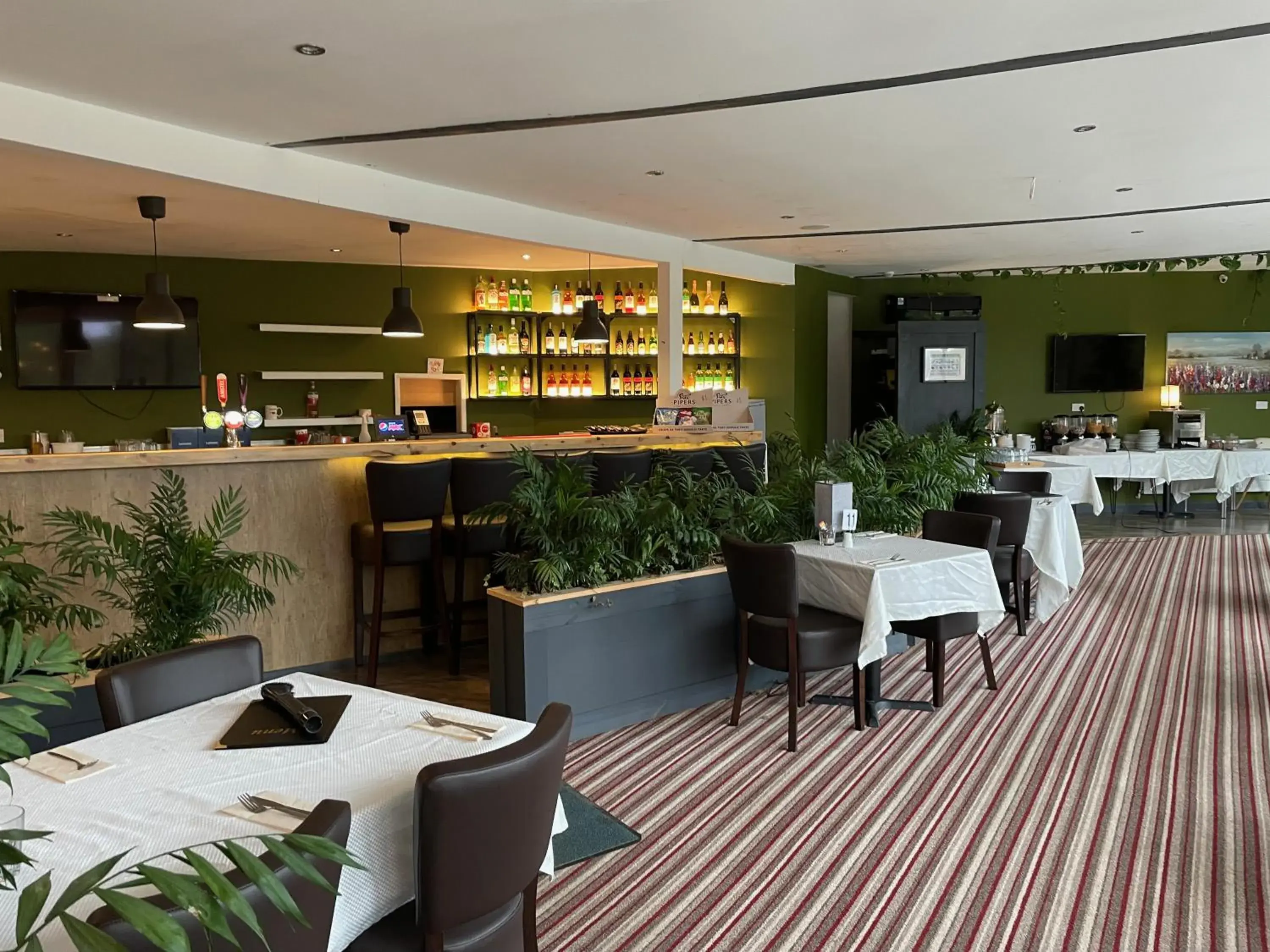 Restaurant/places to eat in TheWaterfrontLodges Restaurant/places to eat in TheWaterfrontLodges