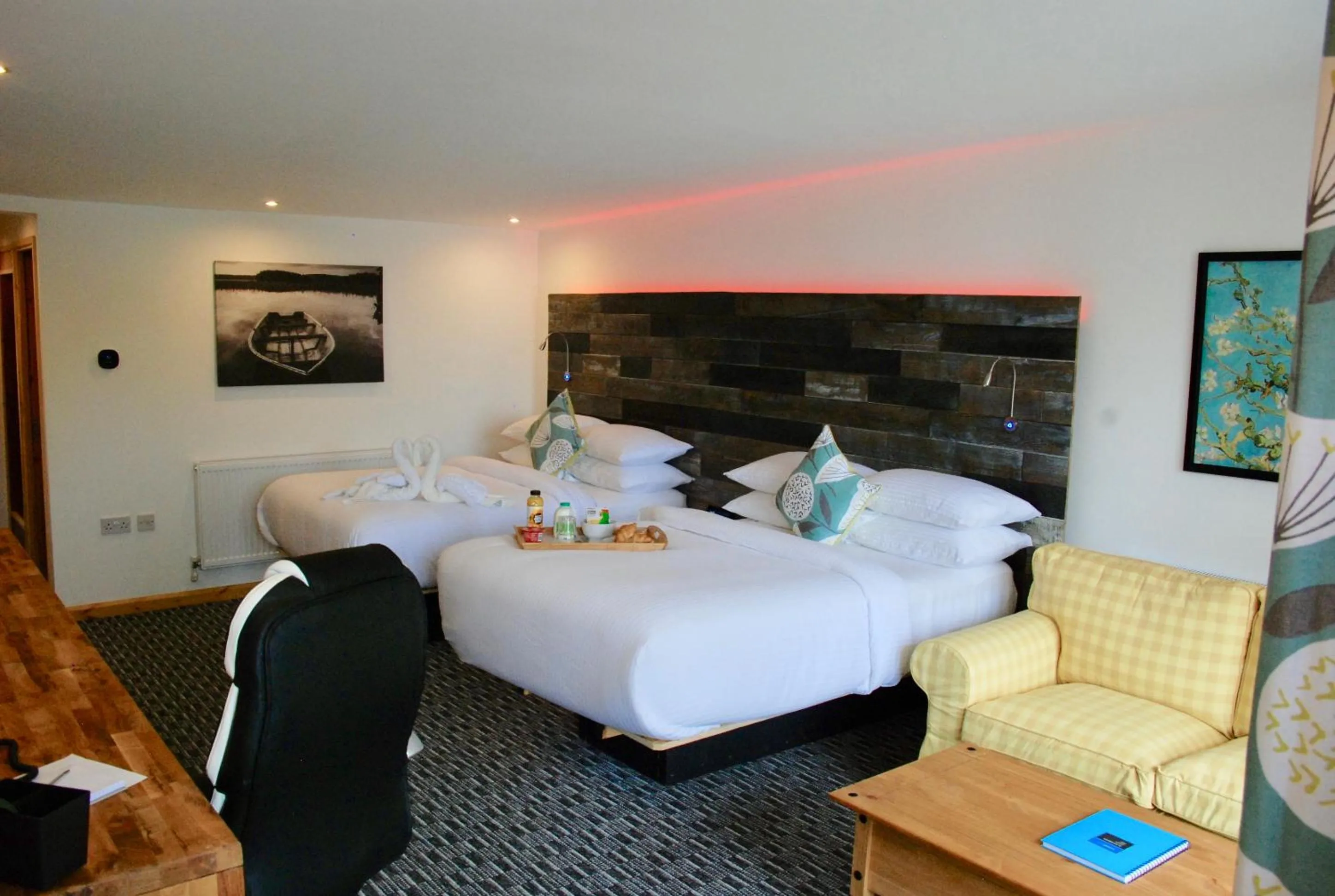 Bedroom, Bed in TheWaterfrontLodges