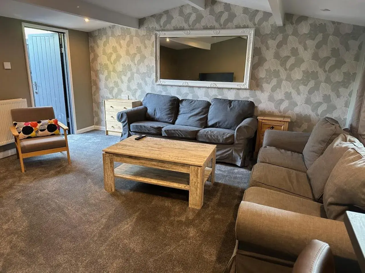 Living room in TheWaterfrontLodges Living room in TheWaterfrontLodges